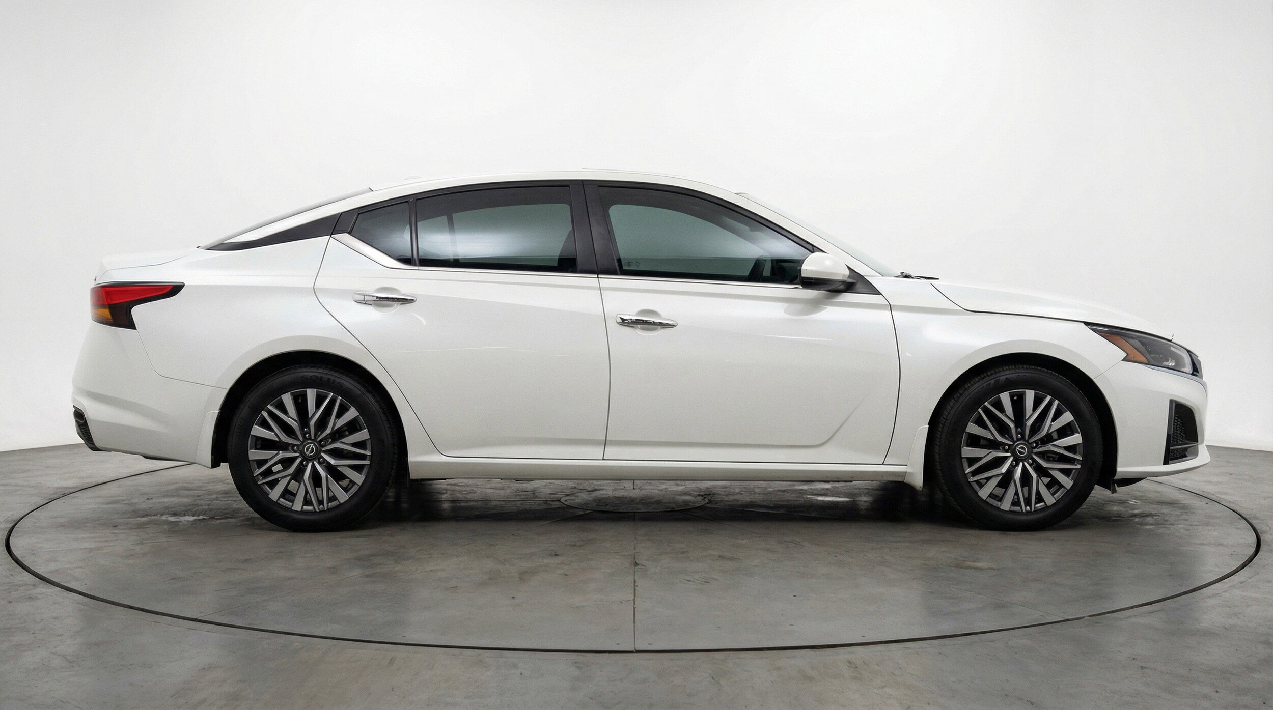 Thumbnail: 2025 Nissan Altima - 11
