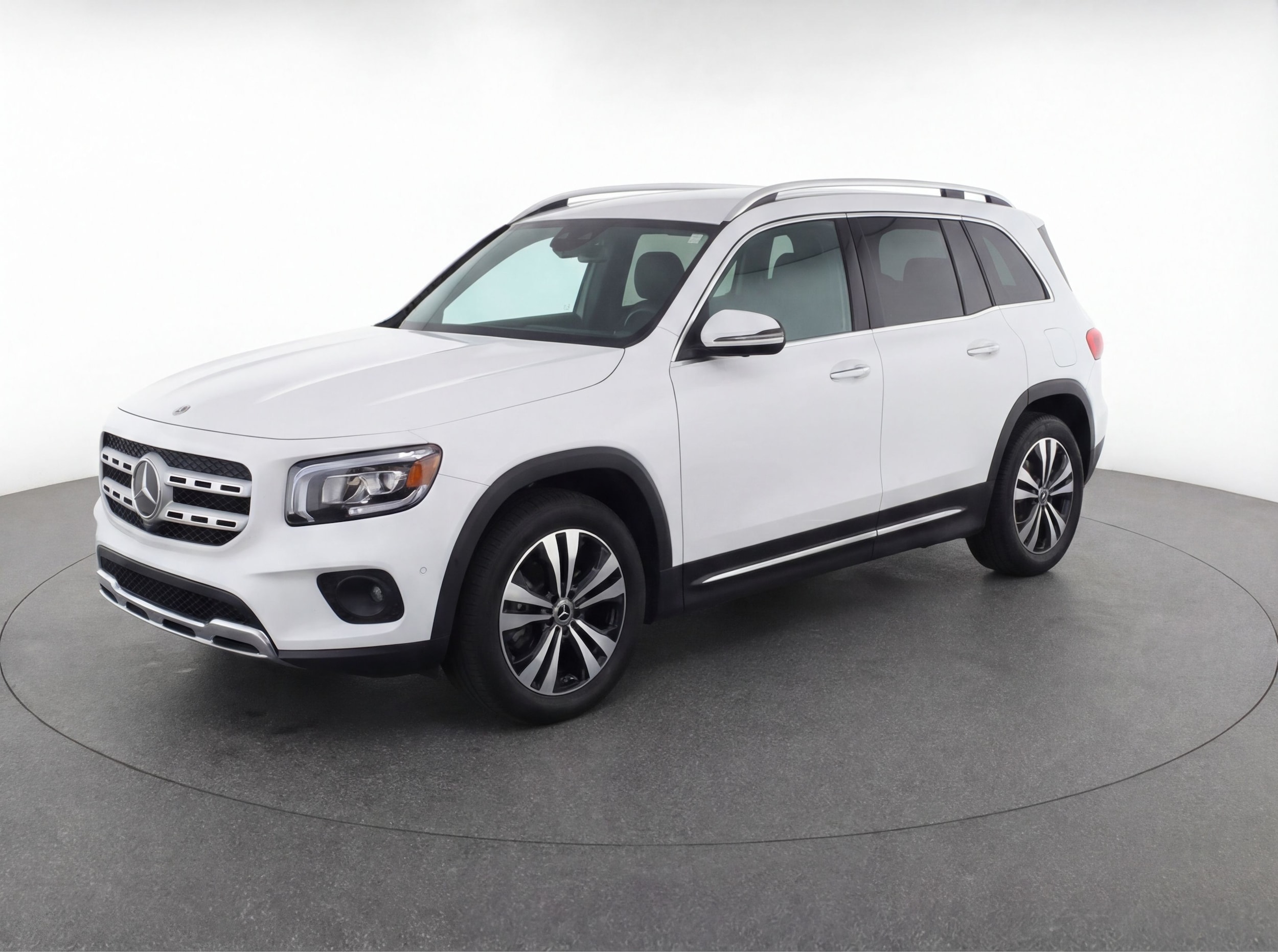 Thumbnail: 2024 Mercedes-Benz GLB - 3