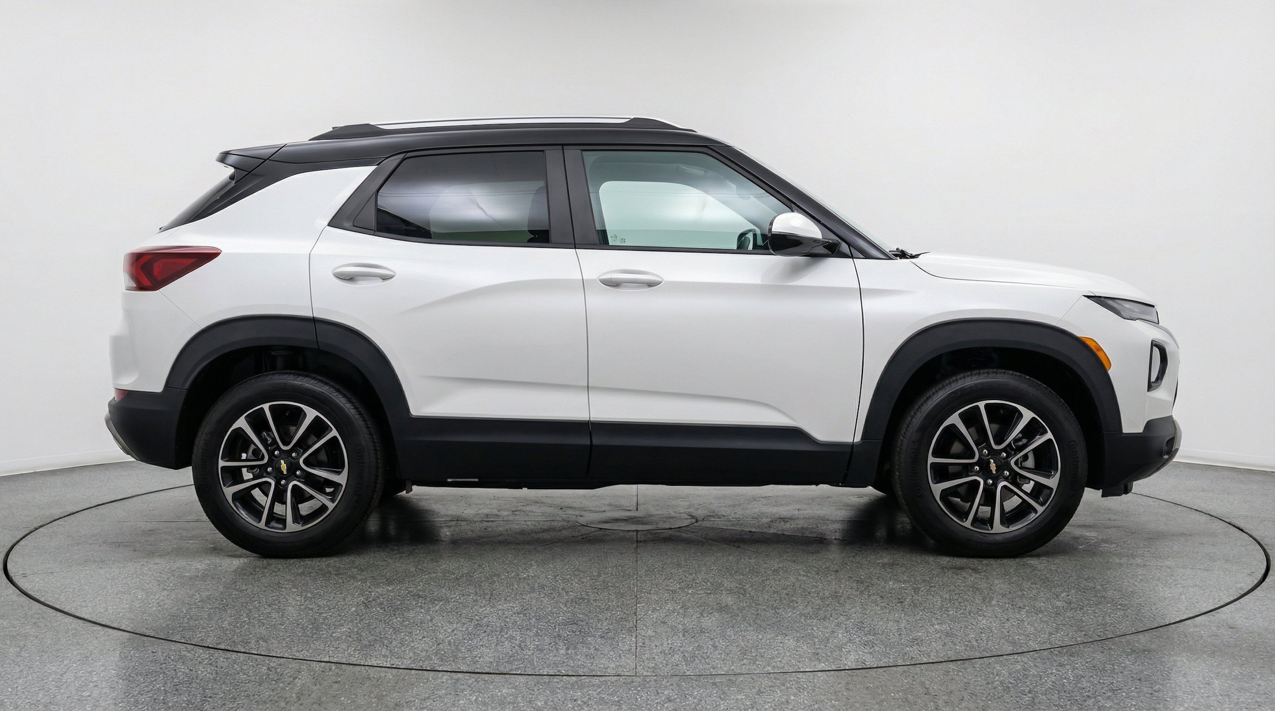 Thumbnail: 2025 Chevrolet TrailBlazer - 11