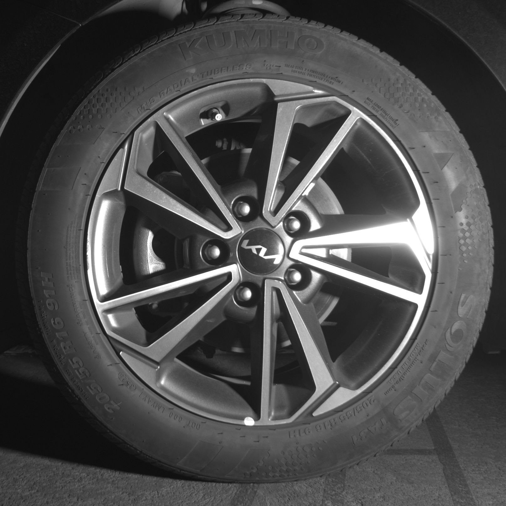 Thumbnail: 2024 Kia Forte - 19