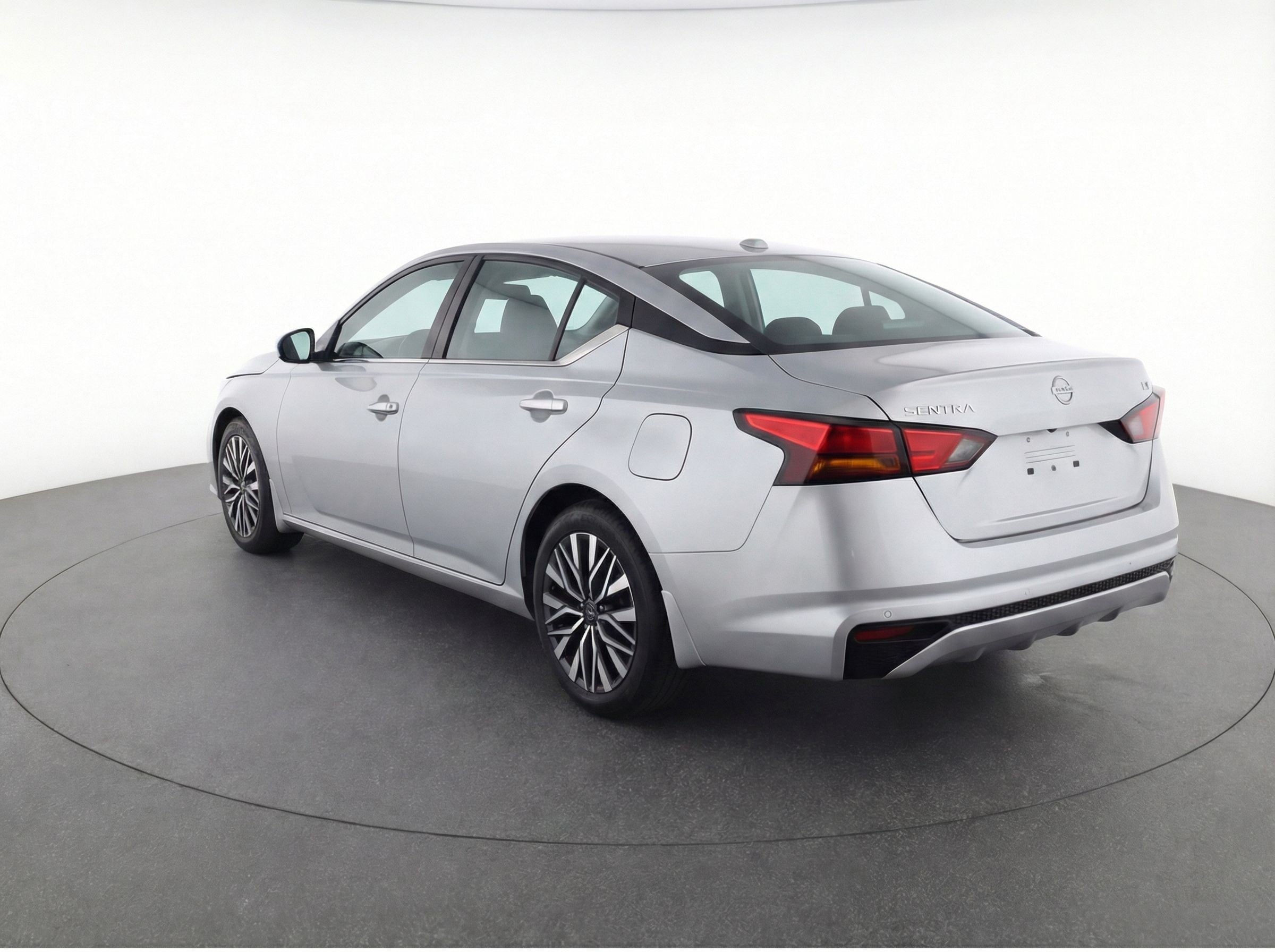 Thumbnail: 2023 Nissan Altima - 5