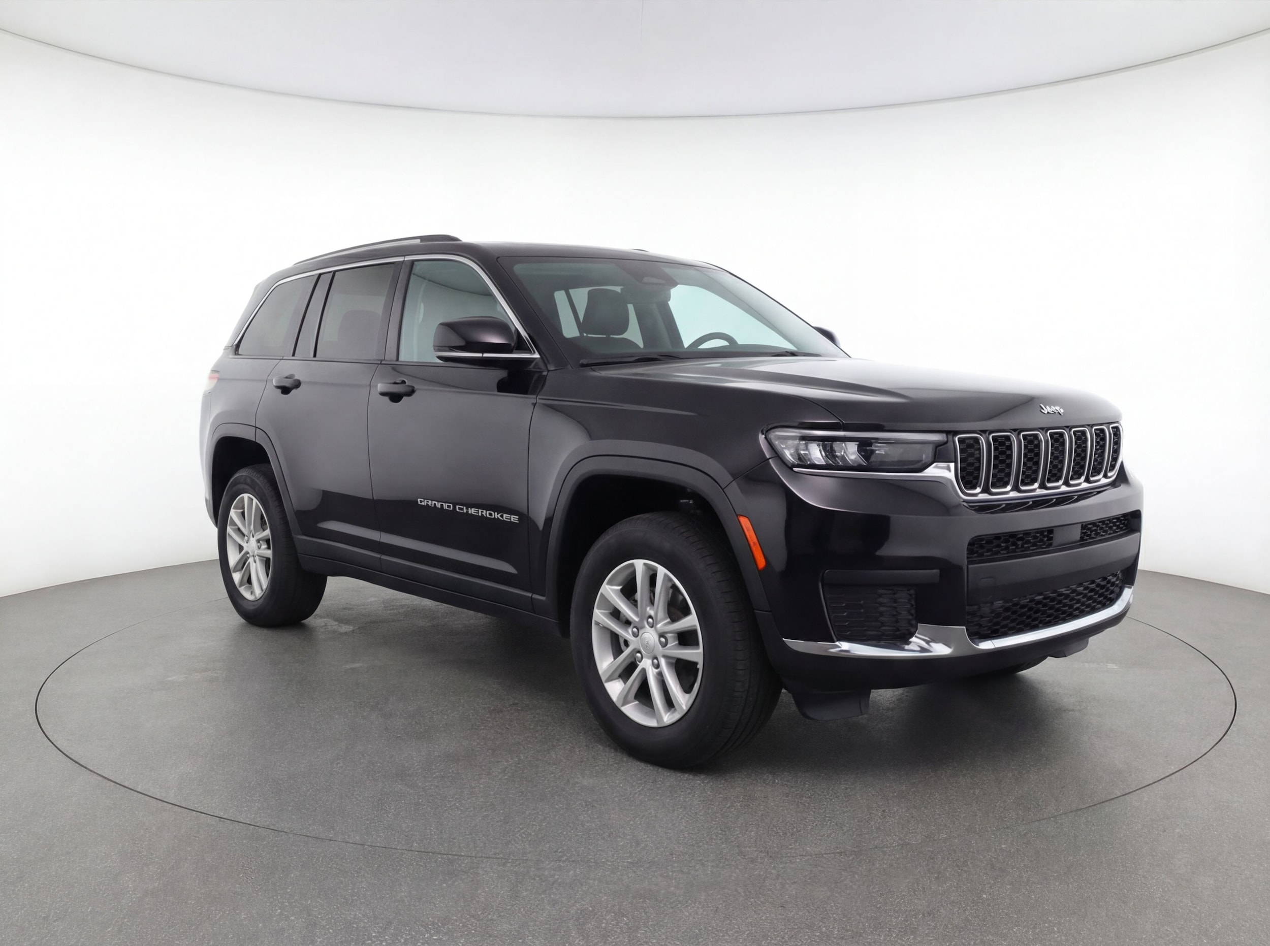 Thumbnail: 2023 Jeep Grand Cherokee - 1