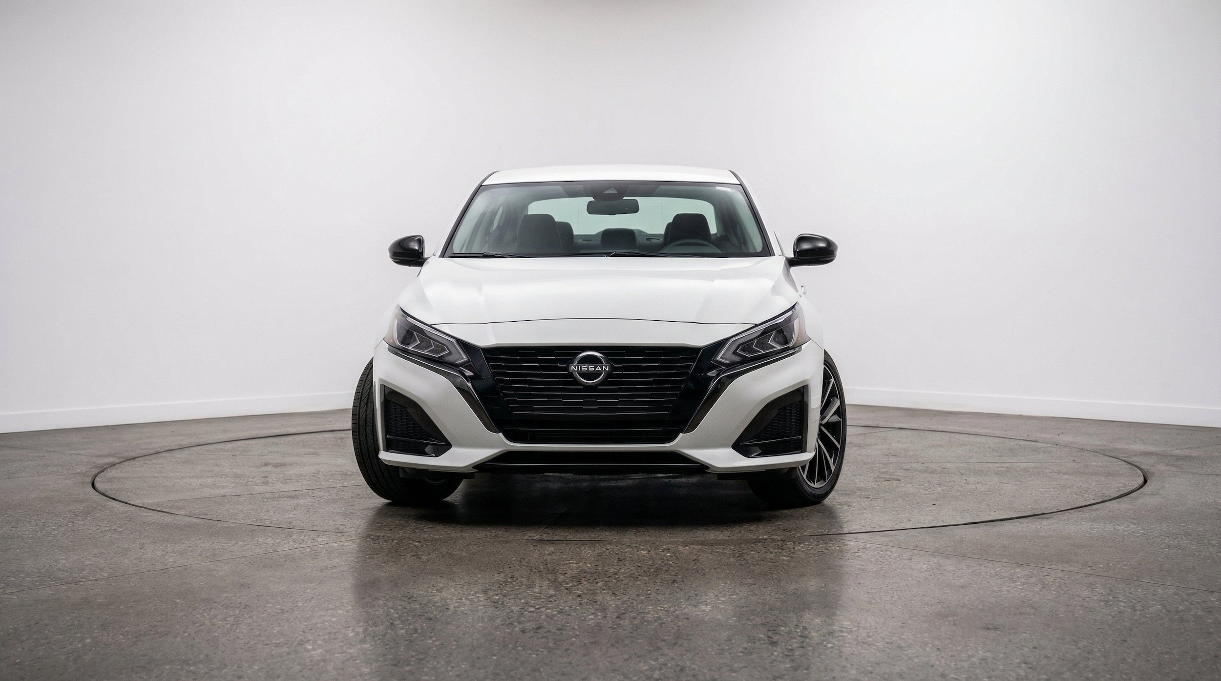Thumbnail: 2025 Nissan Altima - 2