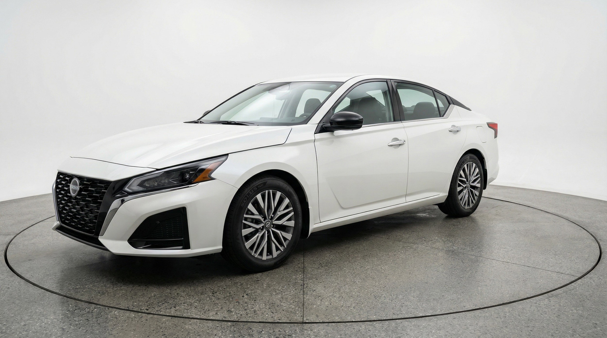 Thumbnail: 2025 Nissan Altima - 3