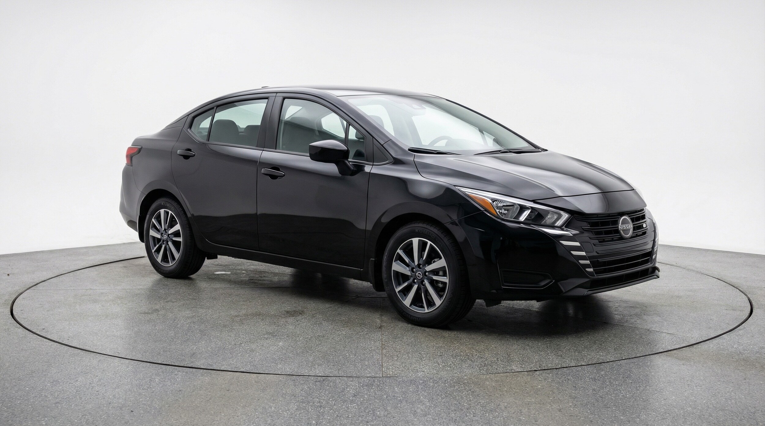 2025 Nissan Versa Sedan SV