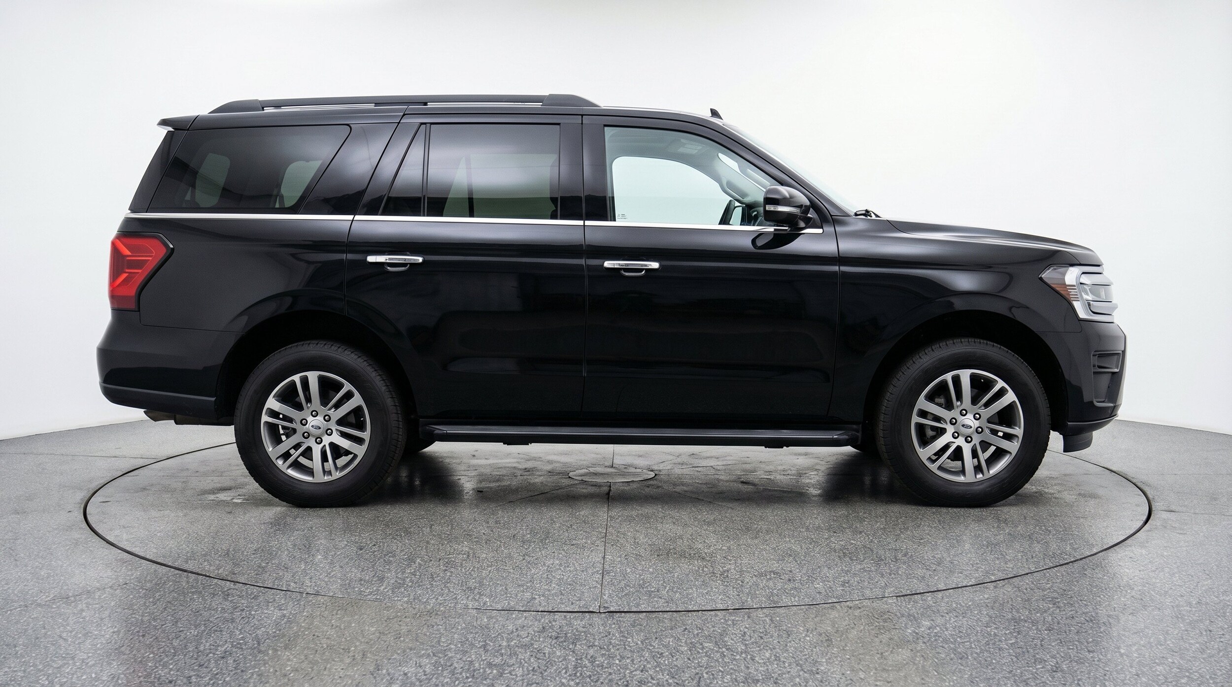 Thumbnail: 2024 Ford Expedition - 10