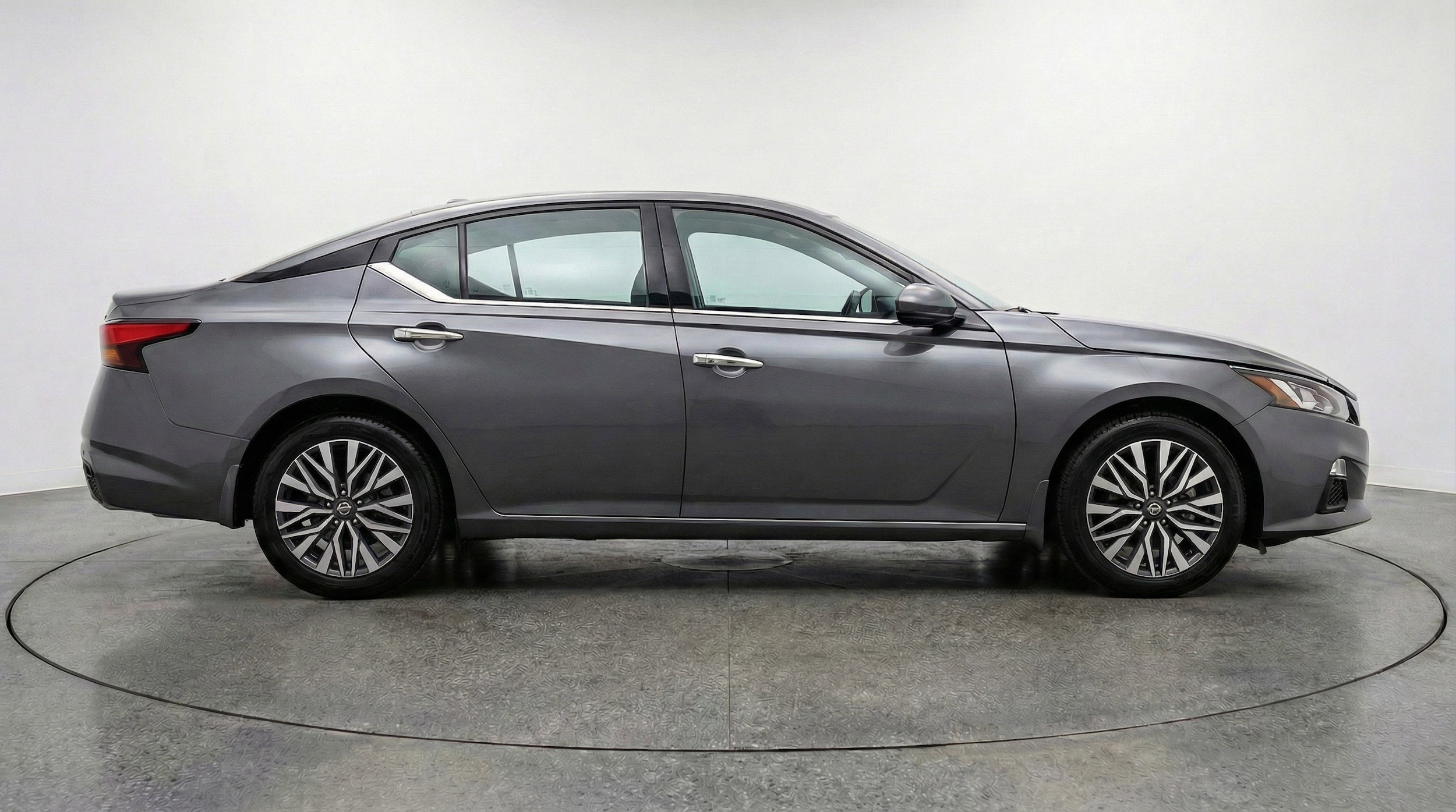 Thumbnail: 2025 Nissan Altima - 11