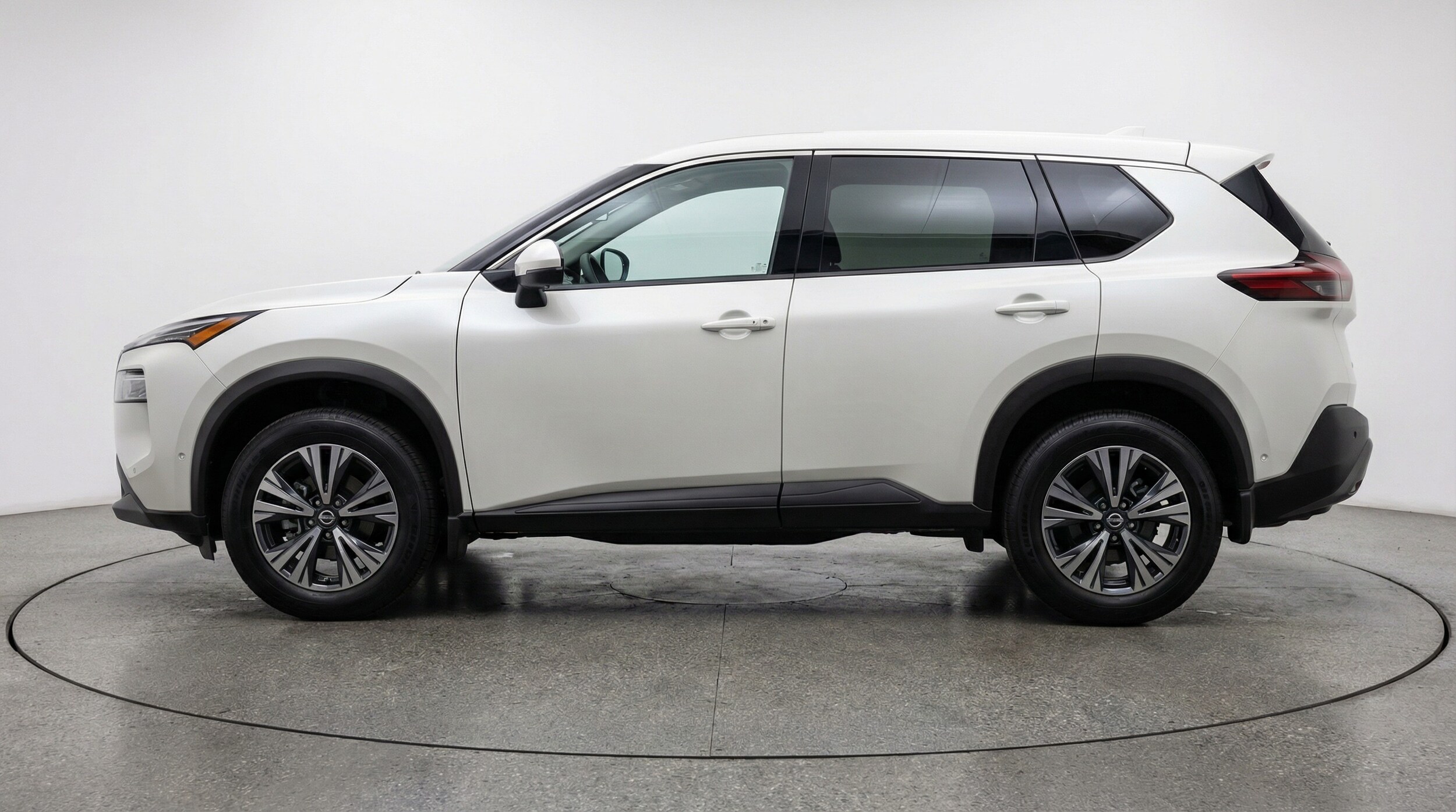 Thumbnail: 2025 Nissan Rogue - 4