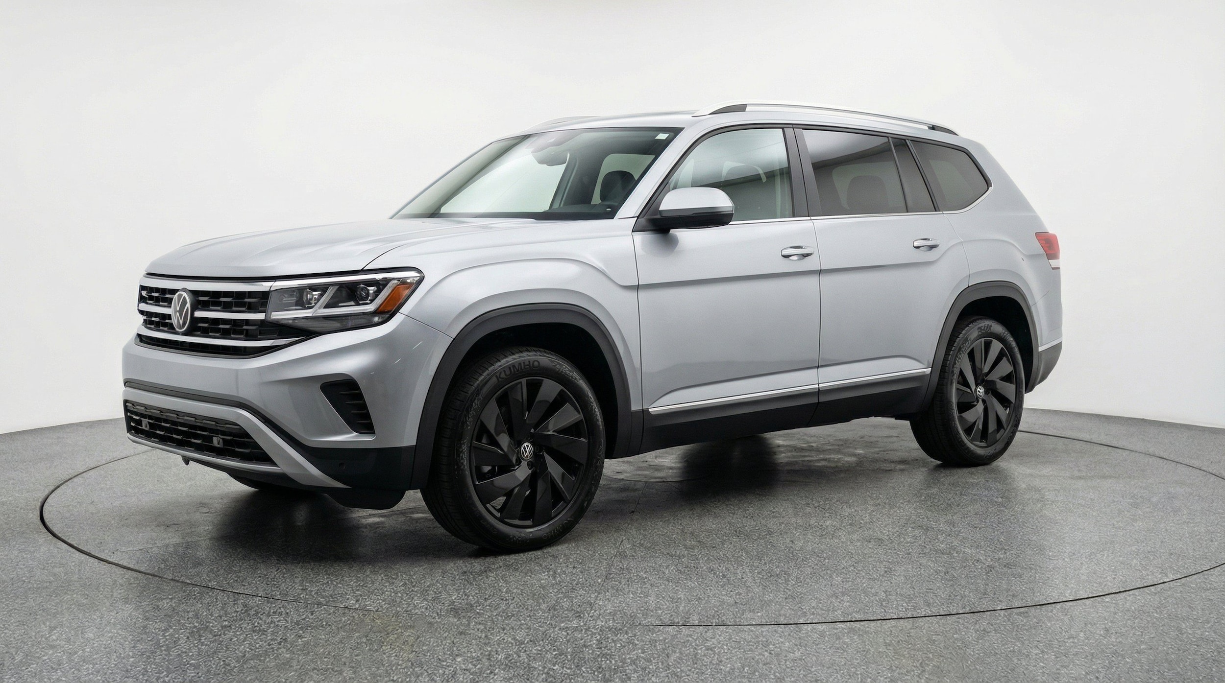 Thumbnail: 2026 Volkswagen Atlas - 3