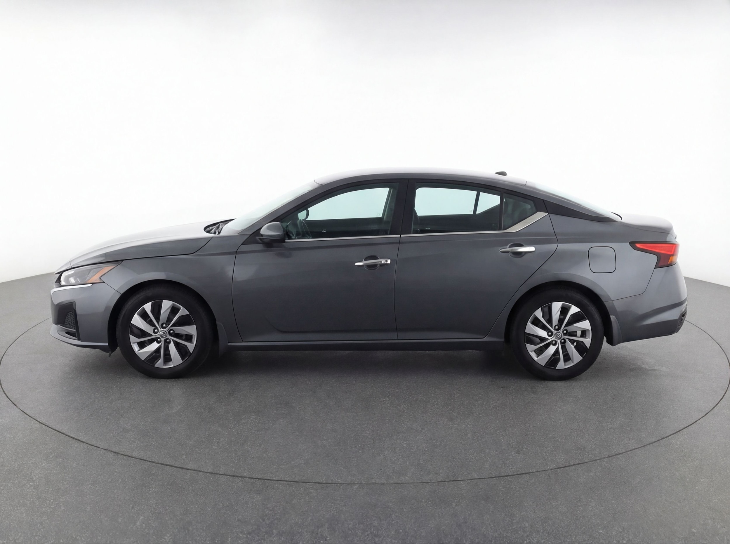 Thumbnail: 2023 Nissan Altima - 4
