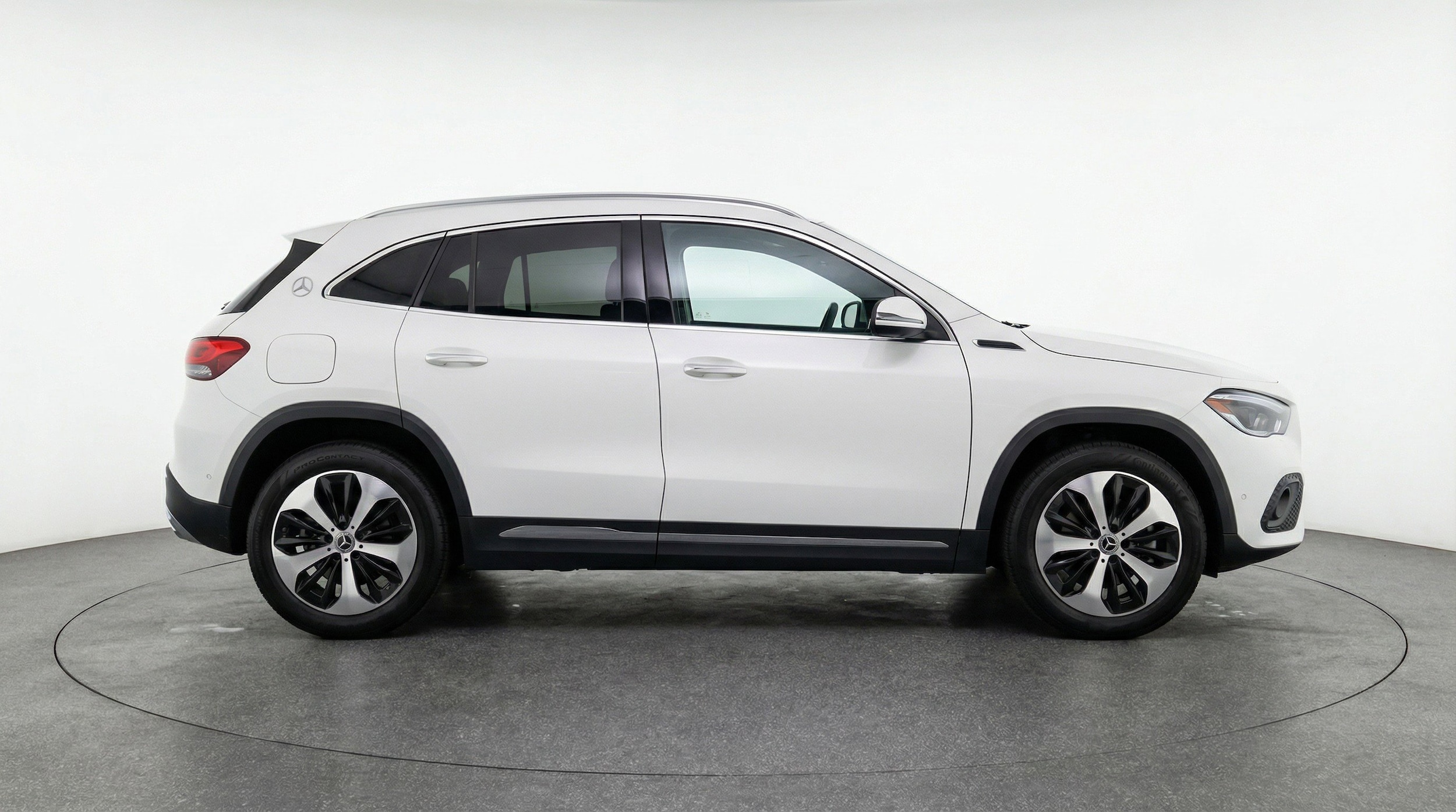 Thumbnail: 2025 Mercedes-Benz GLA - 11