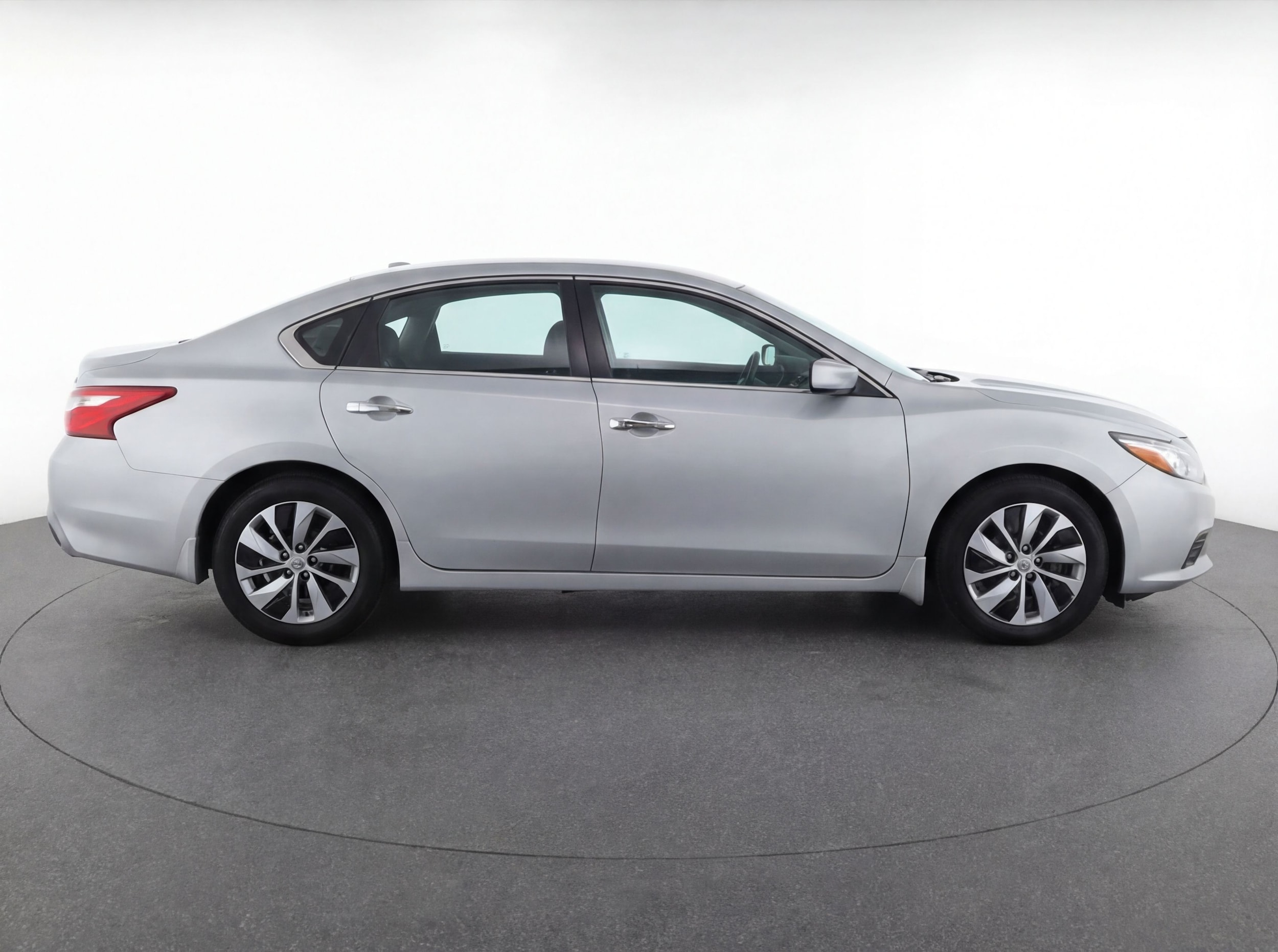 Thumbnail: 2023 Nissan Altima - 8