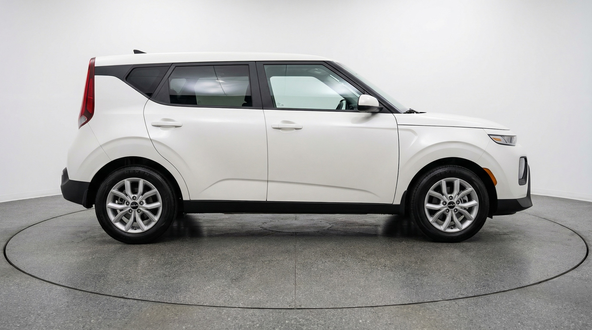 Thumbnail: 2025 Kia Soul - 8