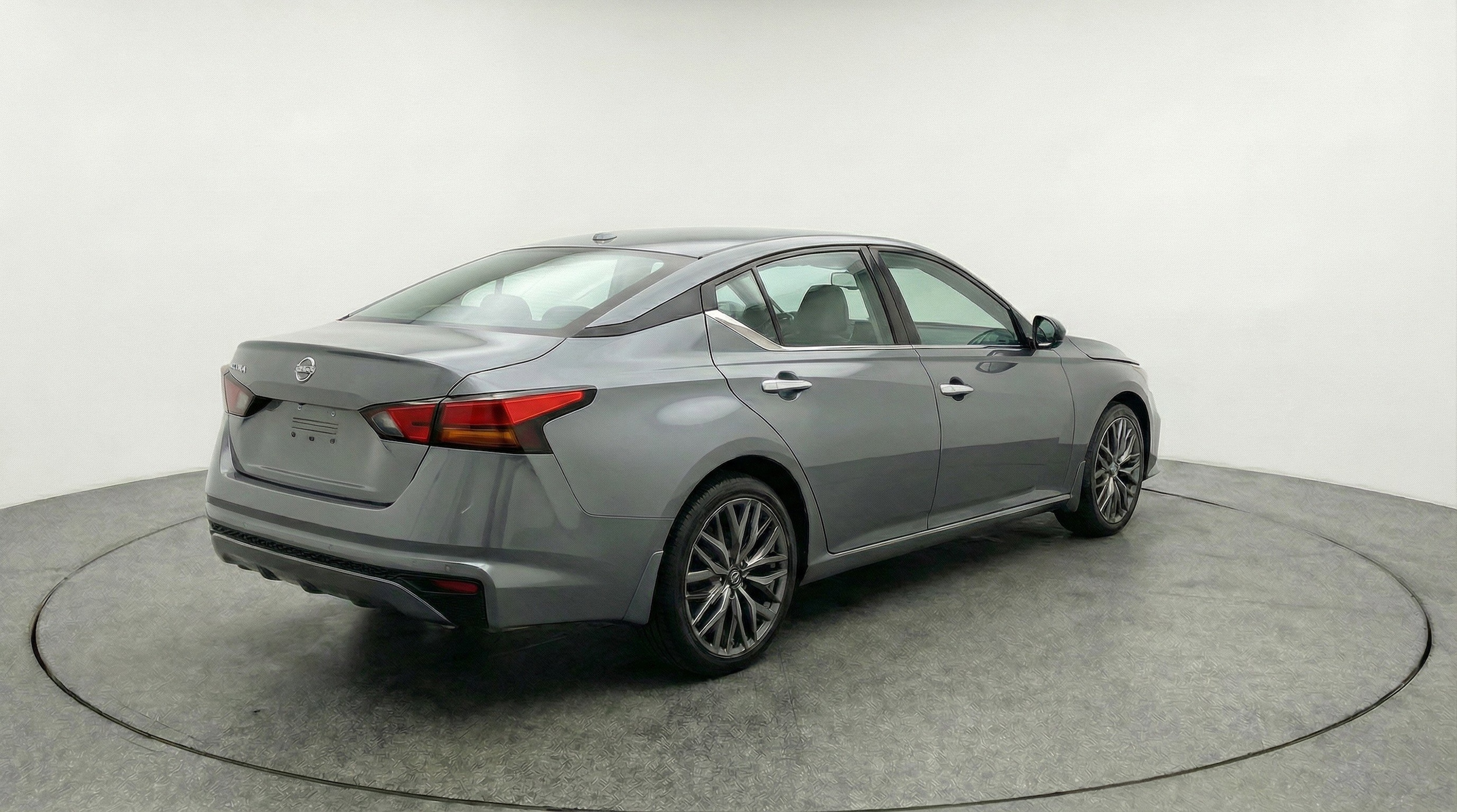 Thumbnail: 2025 Nissan Altima - 9