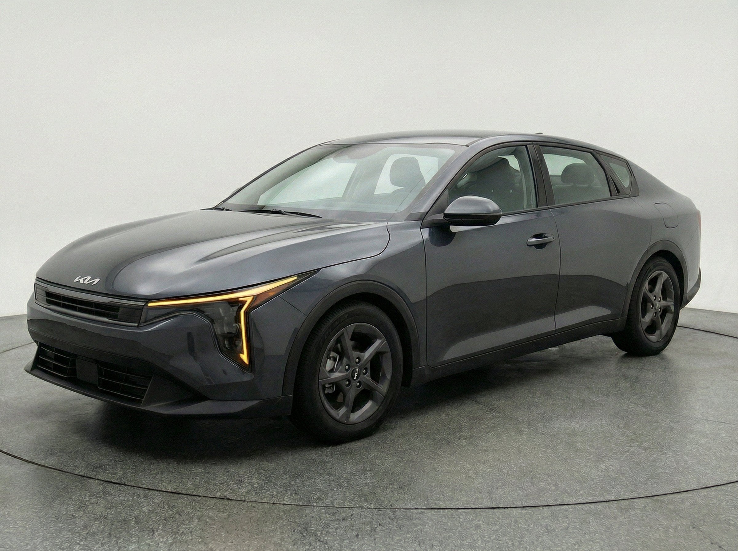 Thumbnail: 2025 Kia K4 - 3