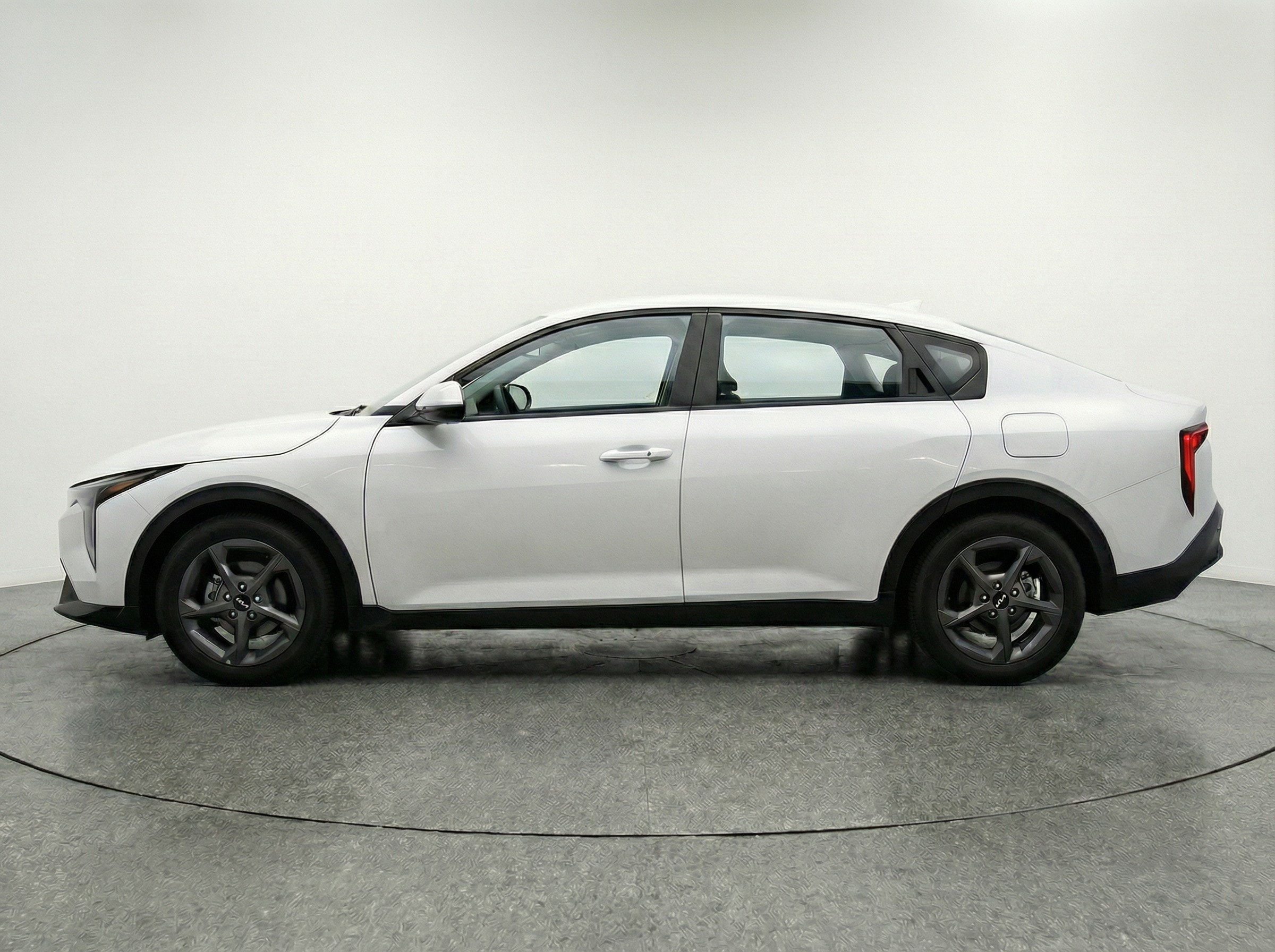 Thumbnail: 2025 Kia K4 - 4