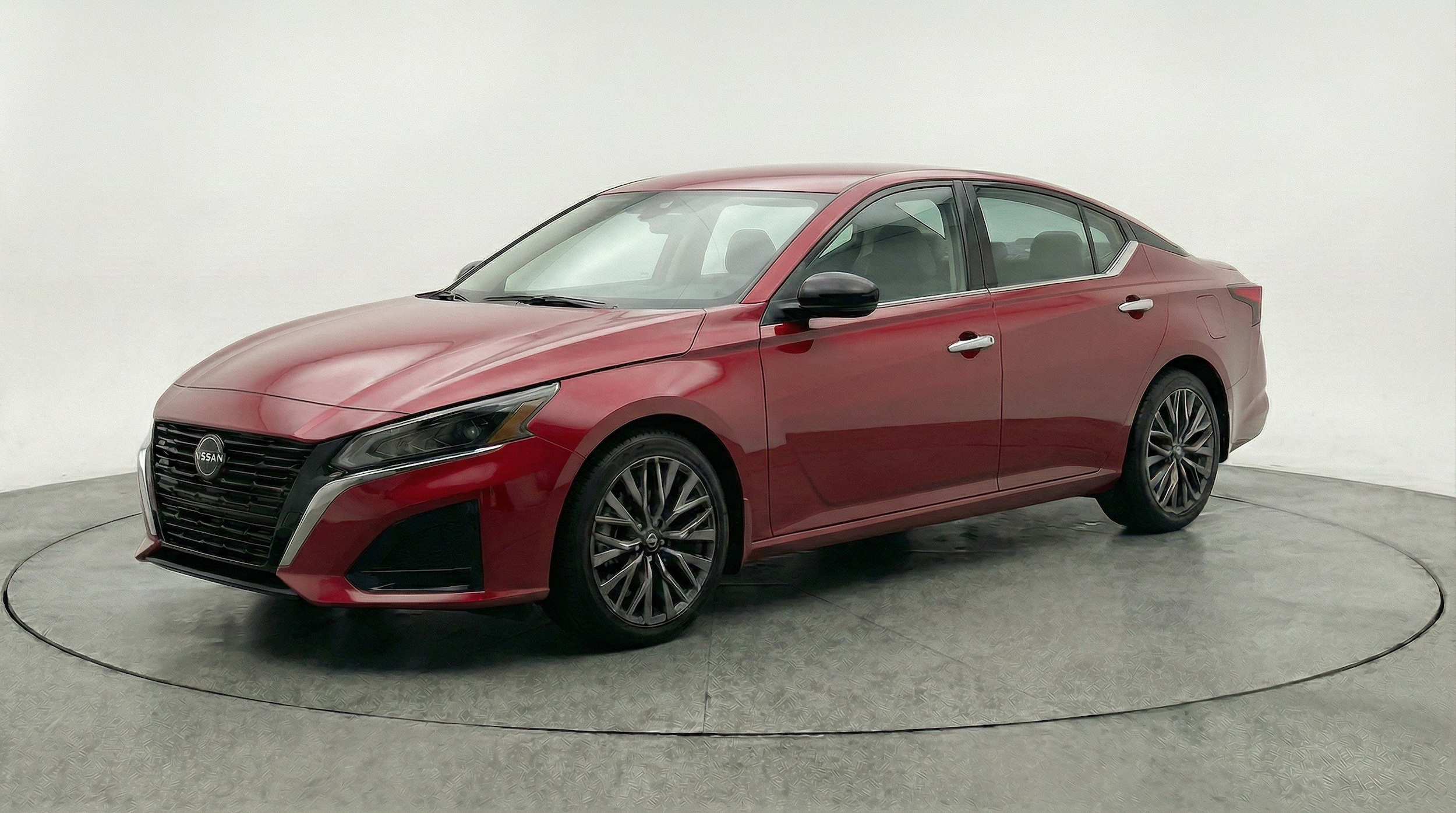 Thumbnail: 2025 Nissan Altima - 3