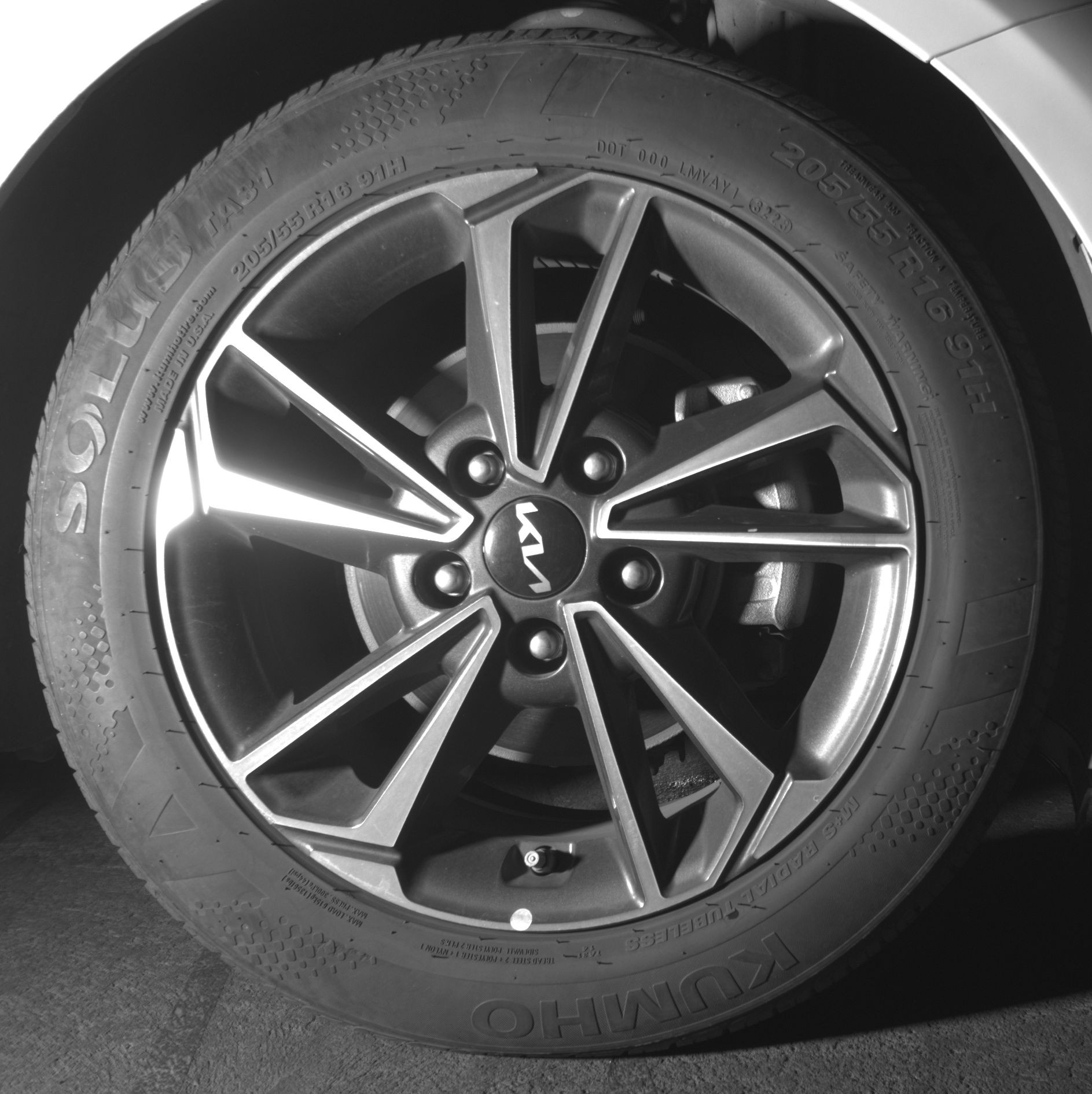 Thumbnail: 2024 Kia Forte - 15