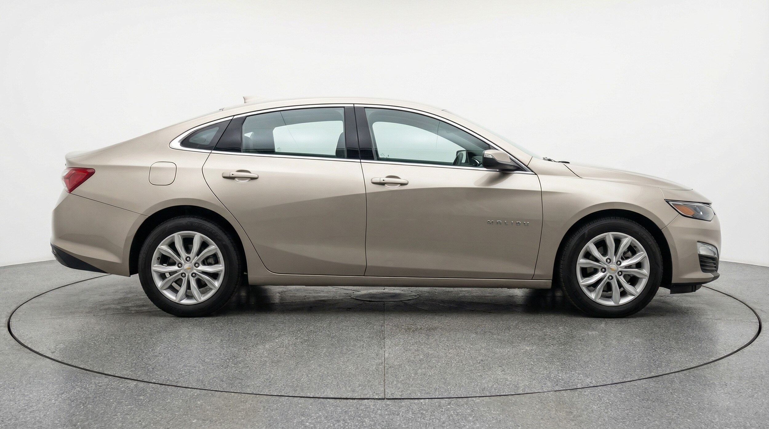 Thumbnail: 2024 Chevrolet Malibu - 8