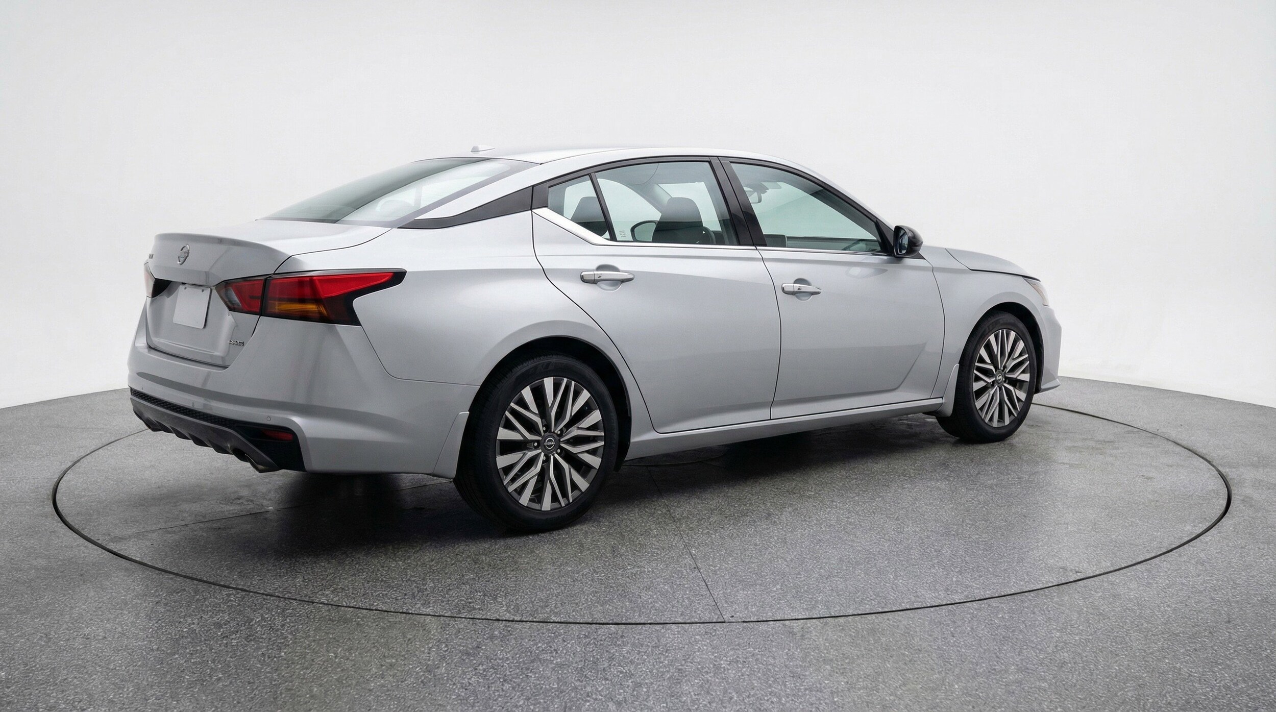 Thumbnail: 2025 Nissan Altima - 9