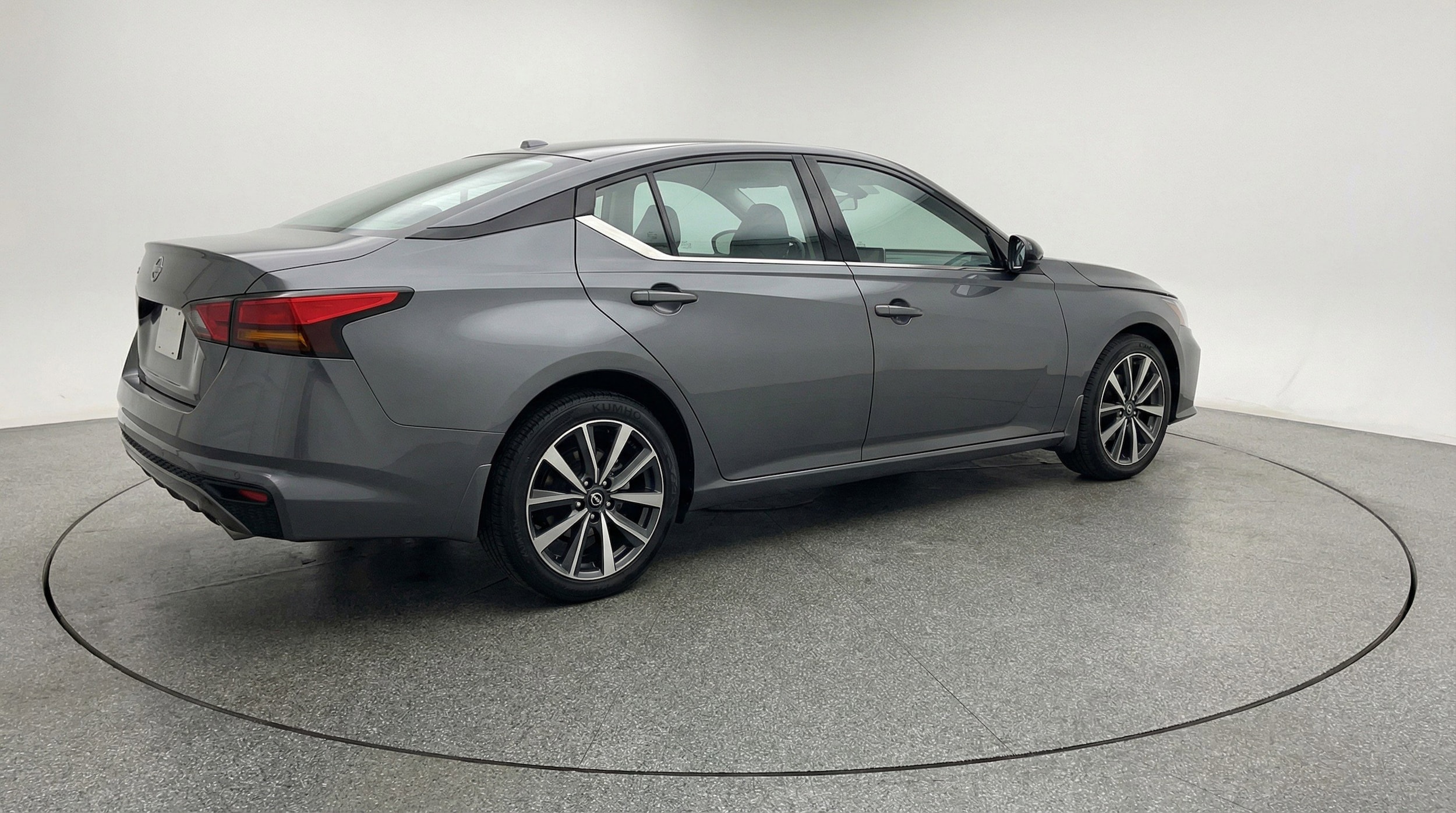 Thumbnail: 2025 Nissan Altima - 9