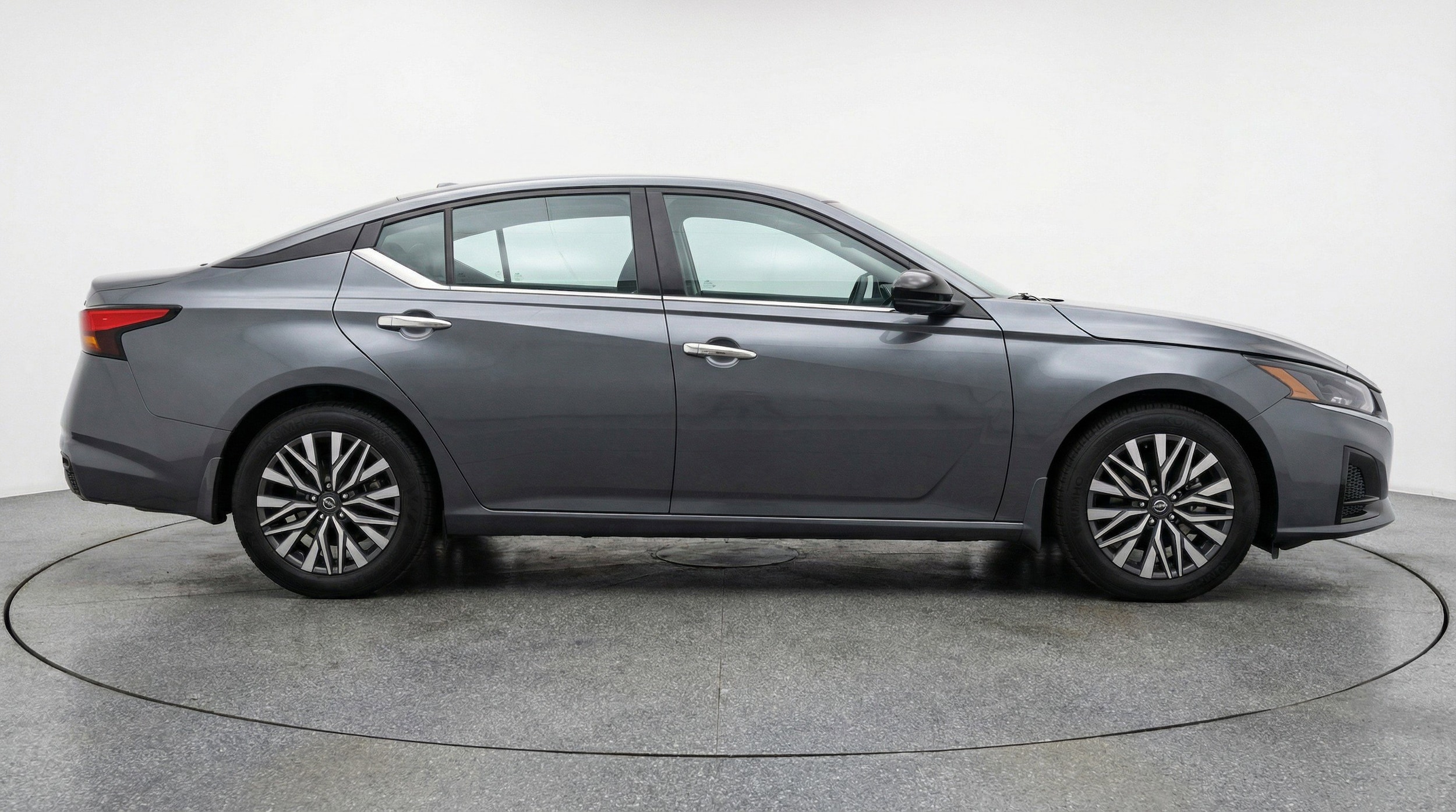 Thumbnail: 2025 Nissan Altima - 11