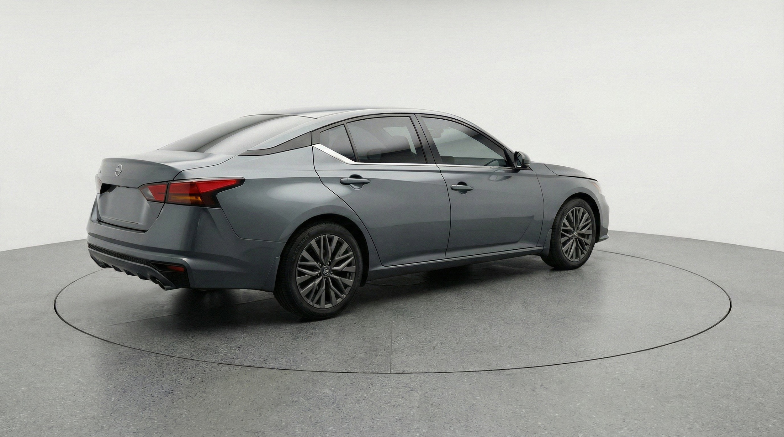 Thumbnail: 2025 Nissan Altima - 9
