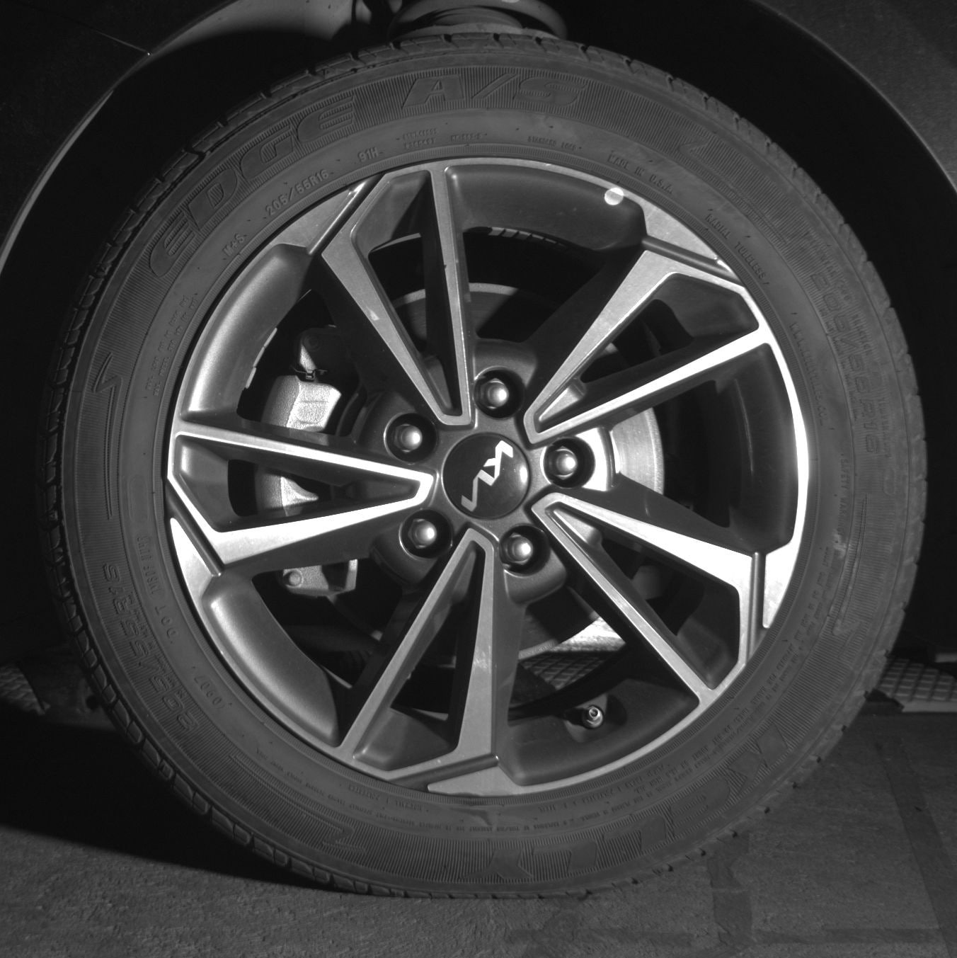 Thumbnail: 2024 Kia Forte - 14