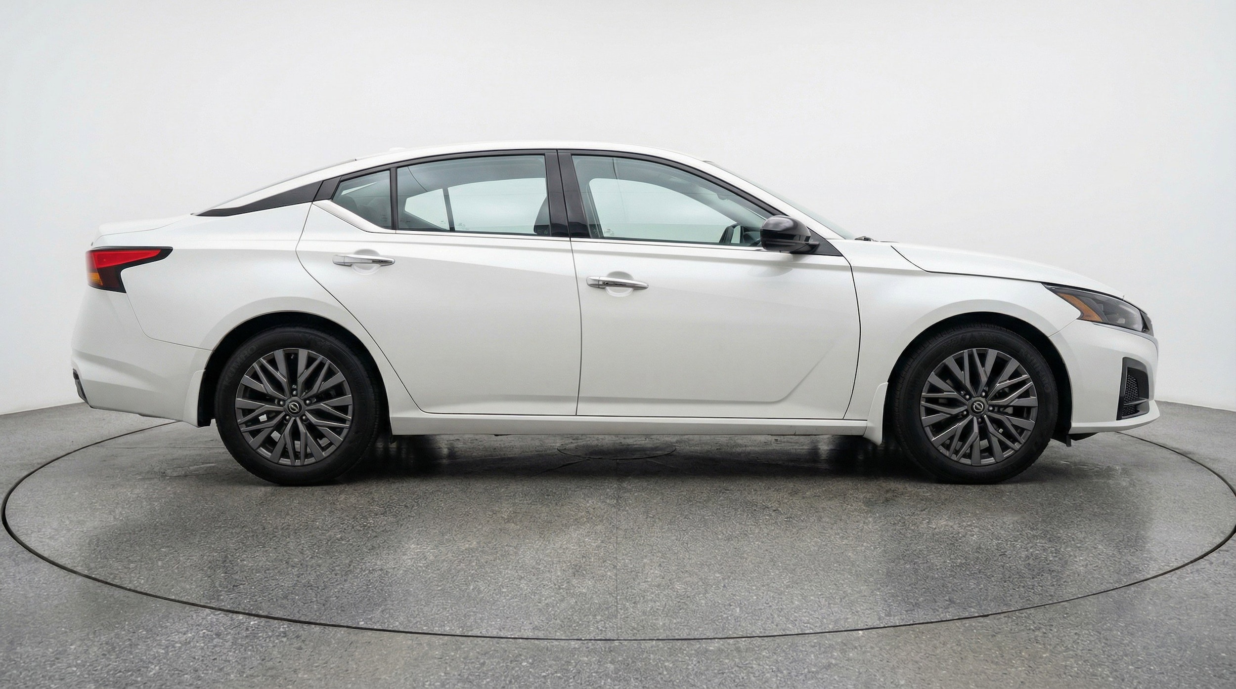 Thumbnail: 2025 Nissan Altima - 11