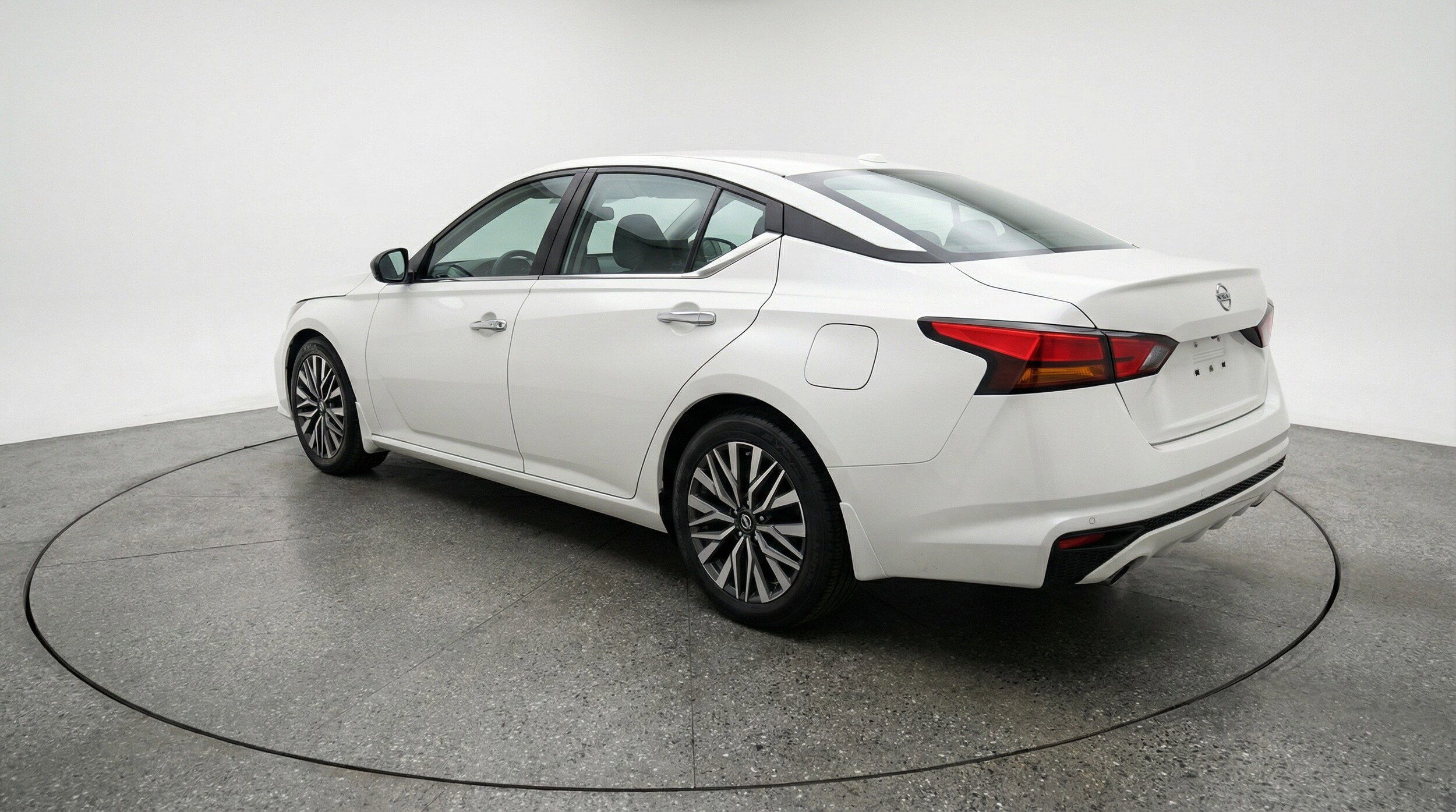 Thumbnail: 2025 Nissan Altima - 6