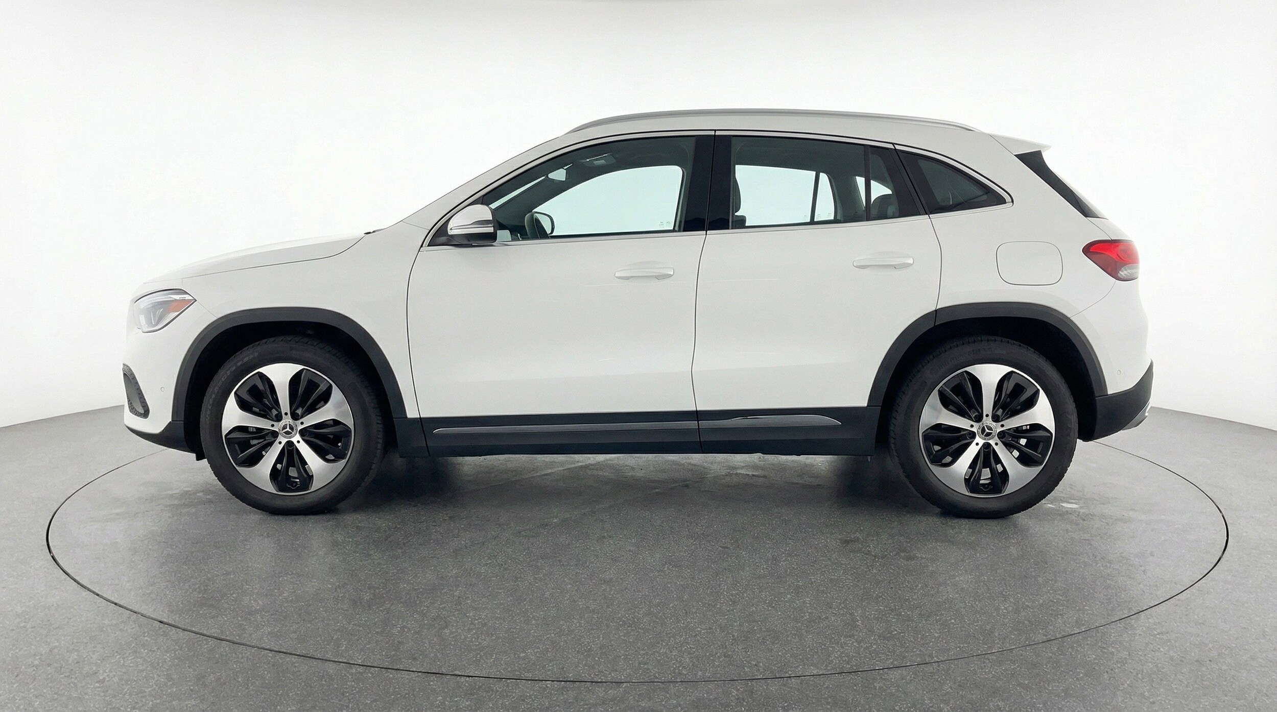 Thumbnail: 2025 Mercedes-Benz GLA - 5