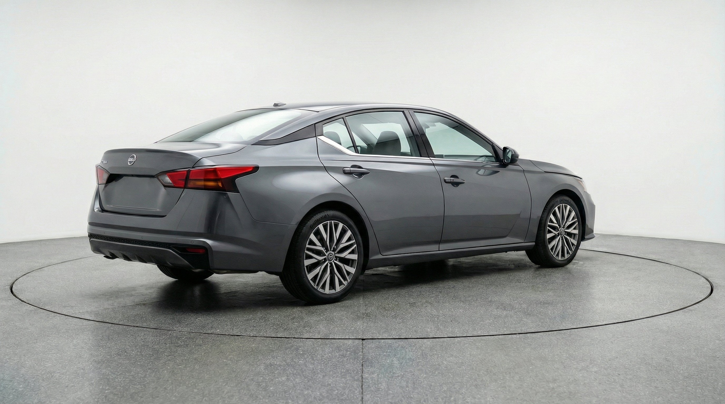 Thumbnail: 2025 Nissan Altima - 9