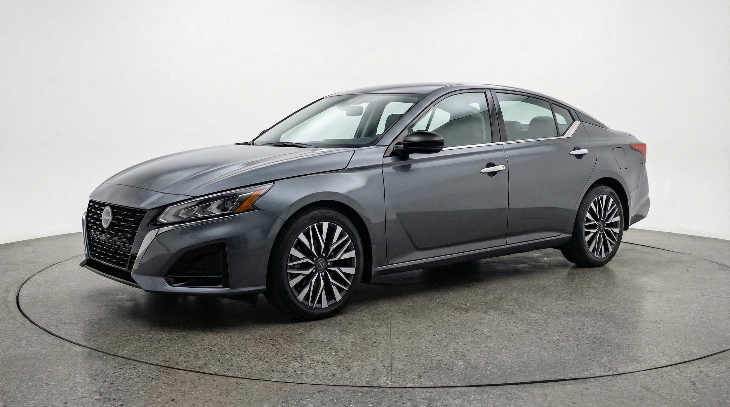Thumbnail: 2025 Nissan Altima - 3