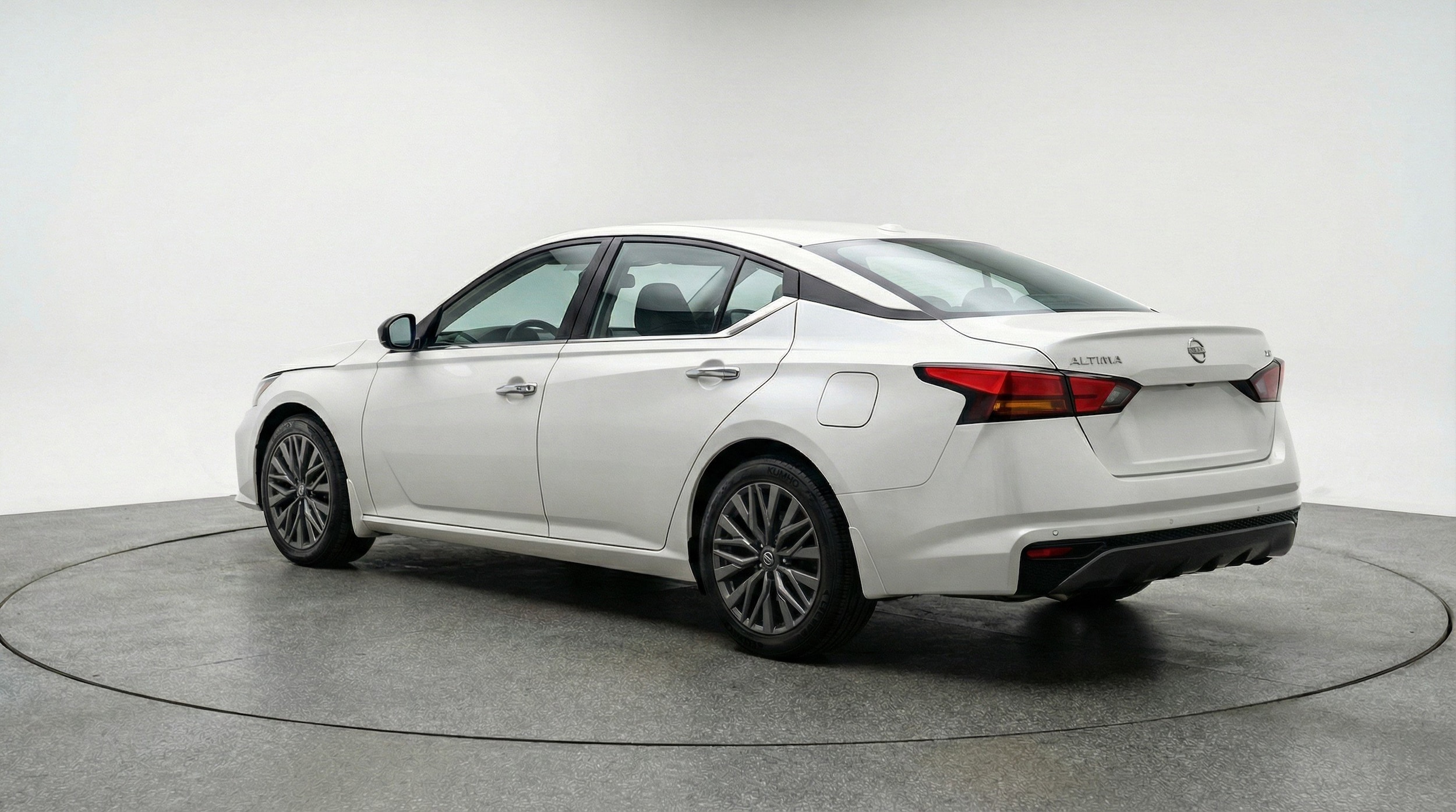 Thumbnail: 2025 Nissan Altima - 6
