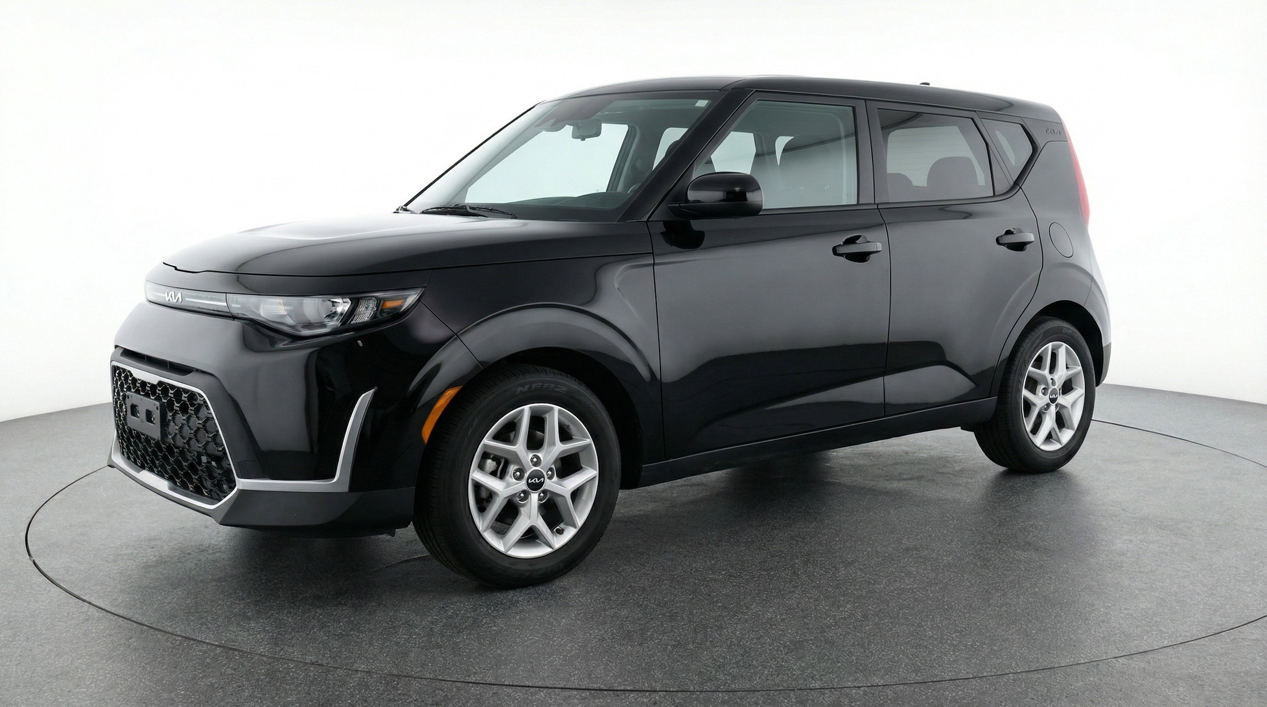 Thumbnail: 2025 Kia Soul - 3