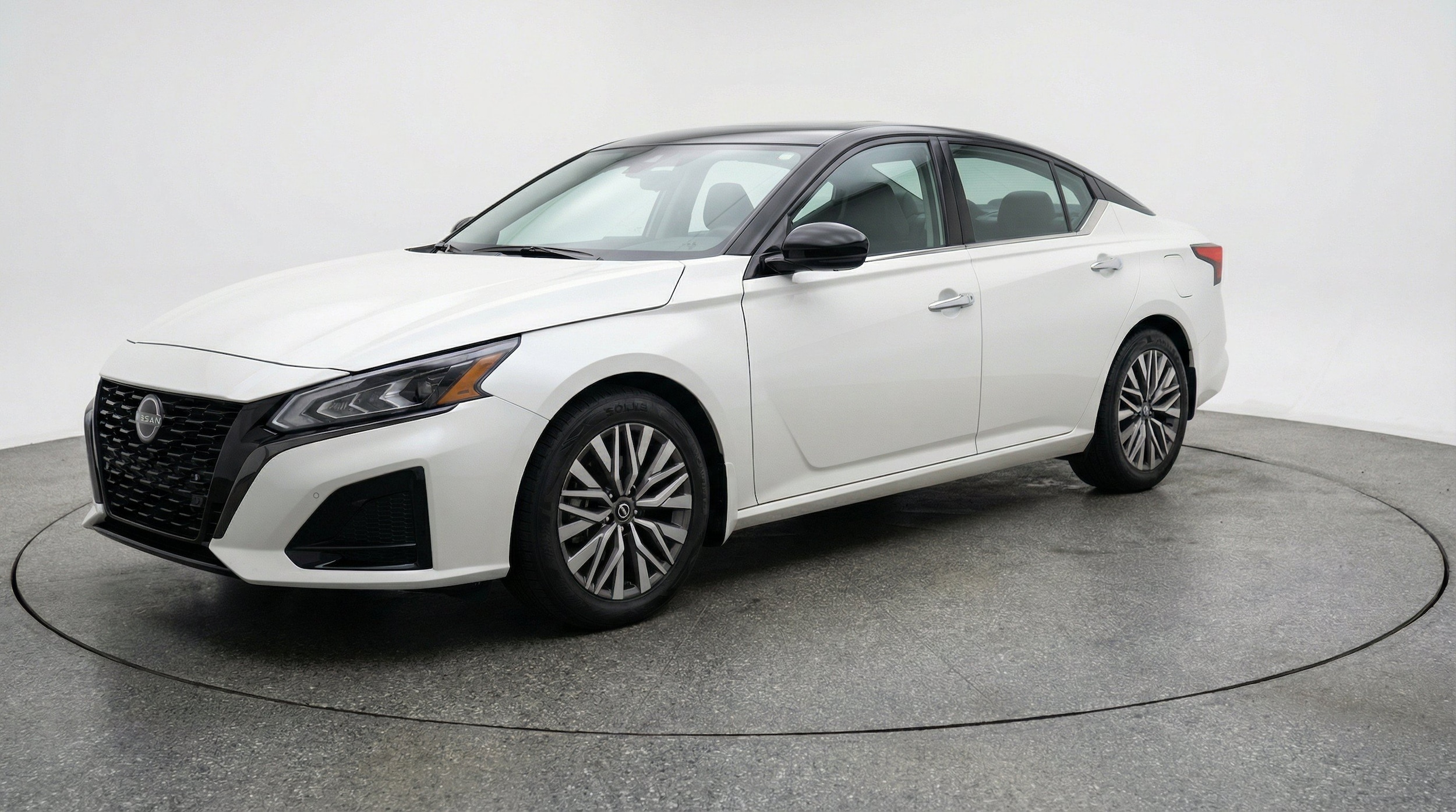 Thumbnail: 2025 Nissan Altima - 3