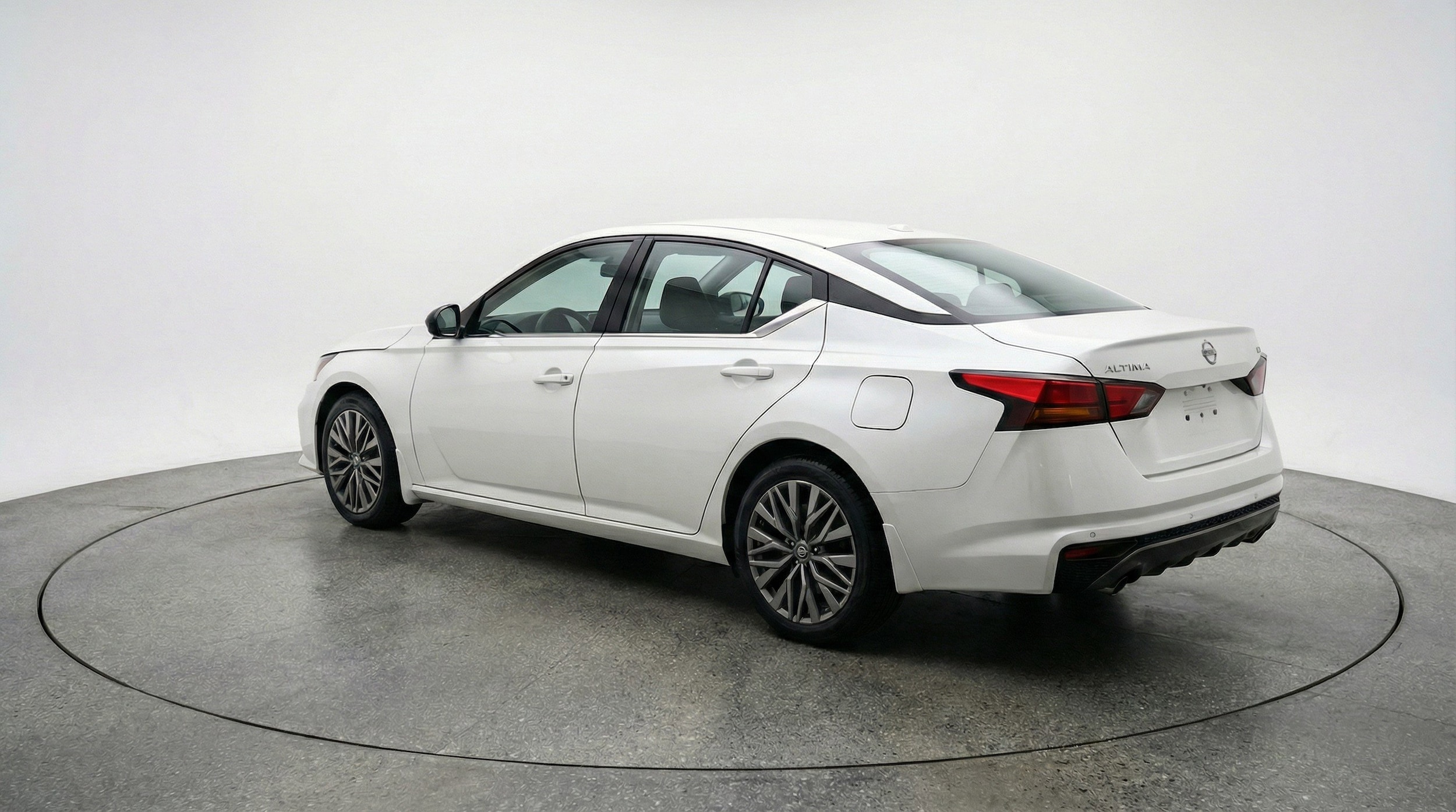 Thumbnail: 2025 Nissan Altima - 6