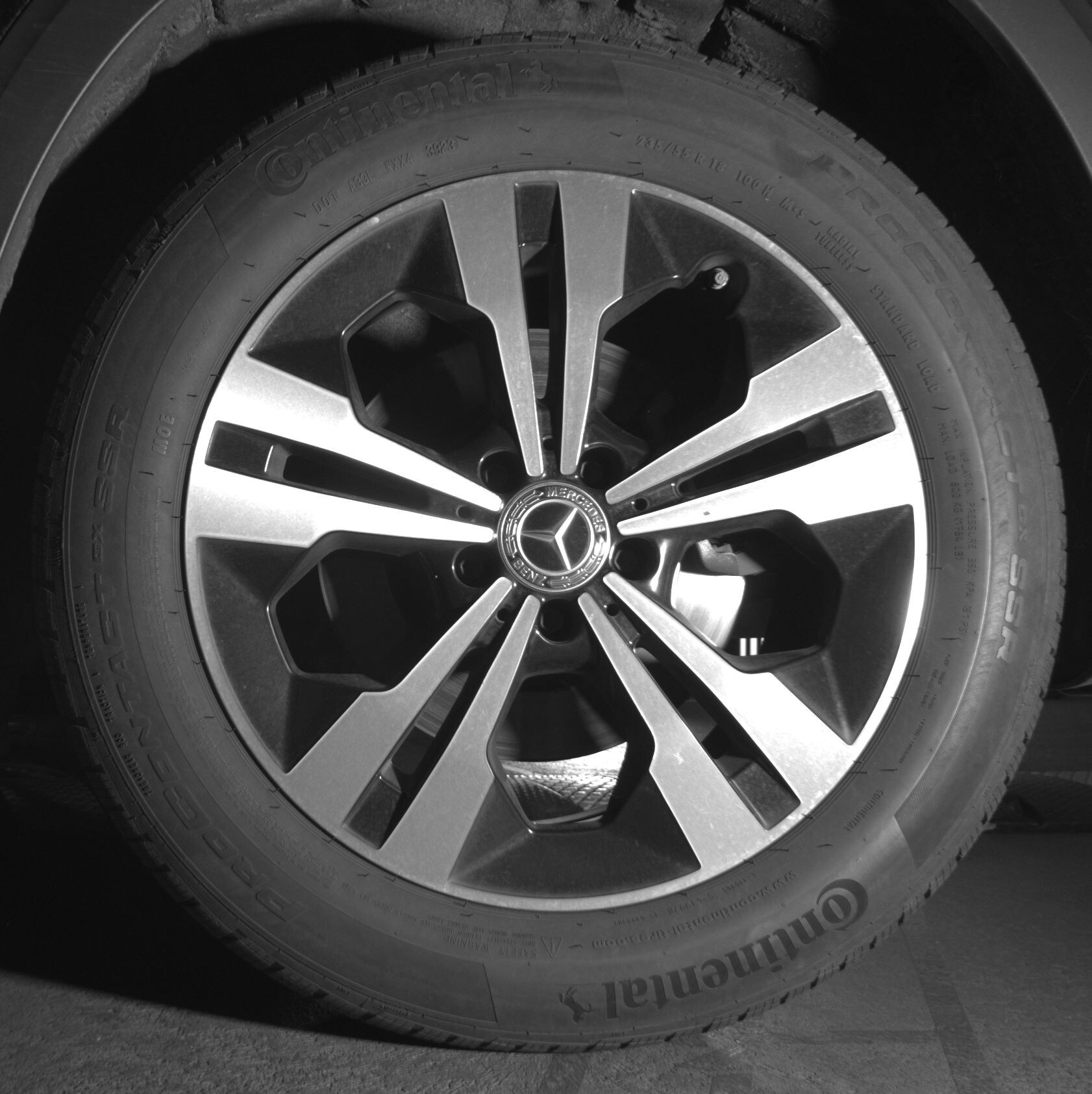 Thumbnail: 2024 Mercedes-Benz GLB - 11