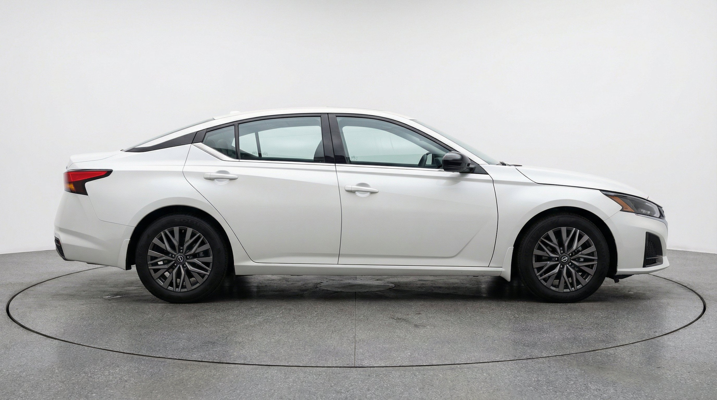 Thumbnail: 2025 Nissan Altima - 11