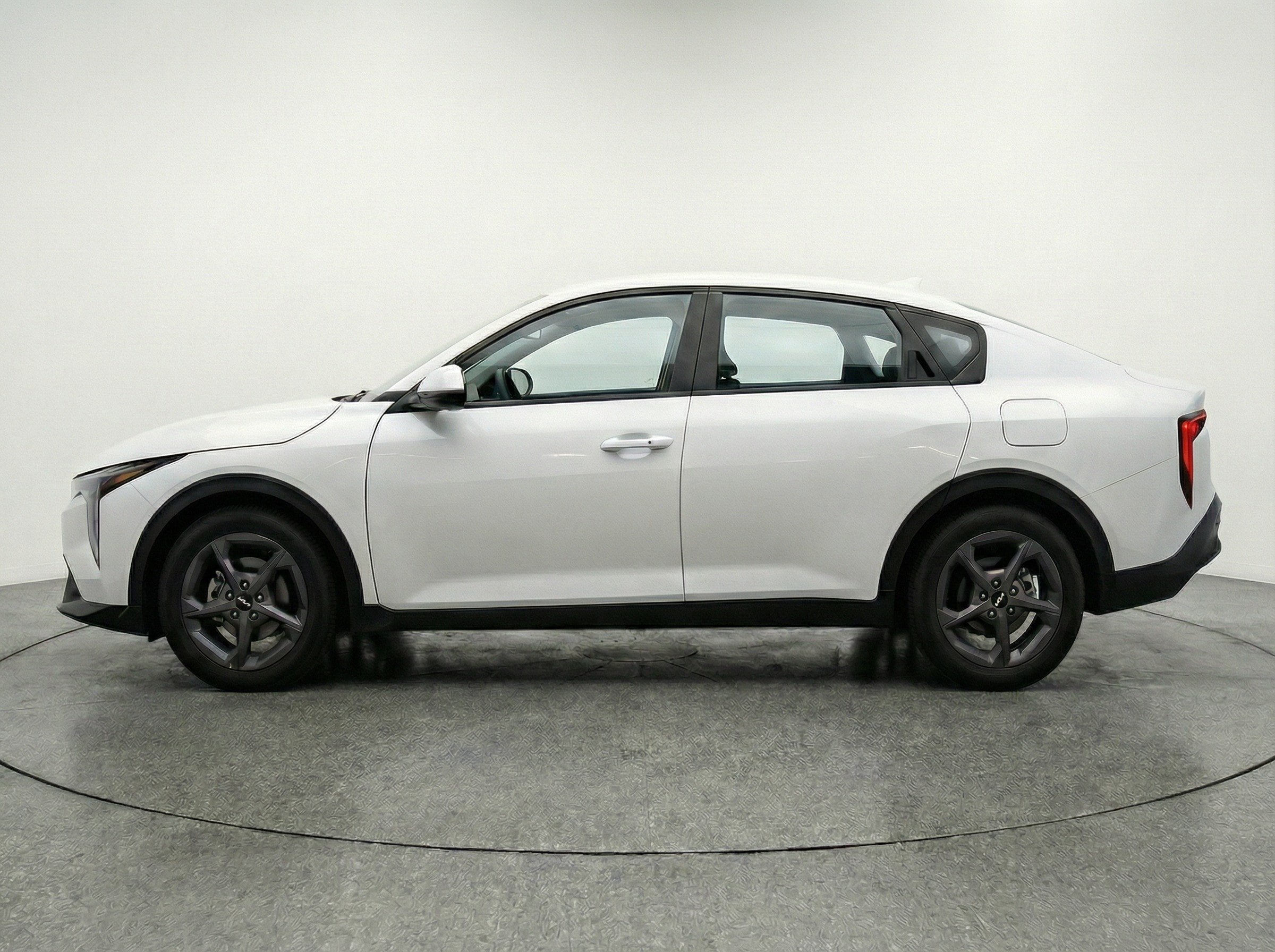 Thumbnail: 2025 Kia K4 - 4