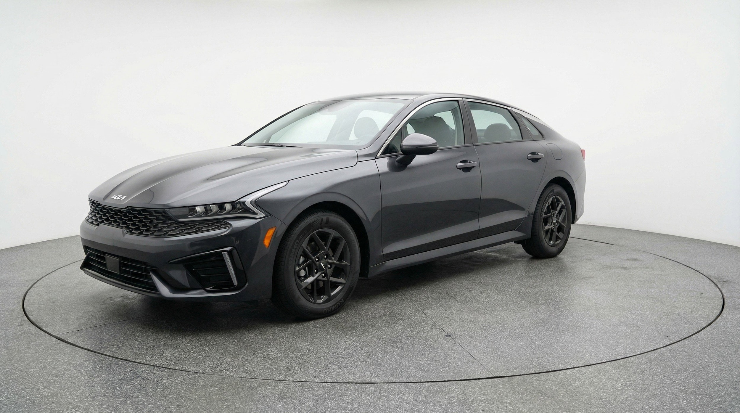 Thumbnail: 2025 Kia K5 - 3