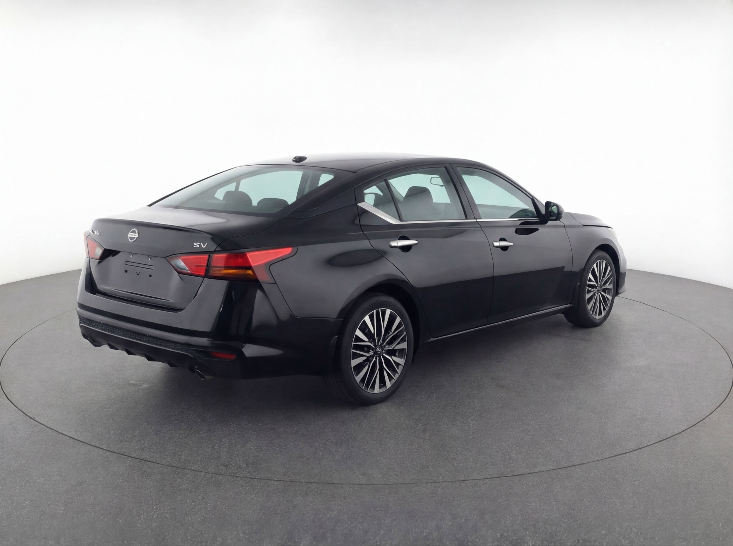 Thumbnail: 2023 Nissan Altima - 9