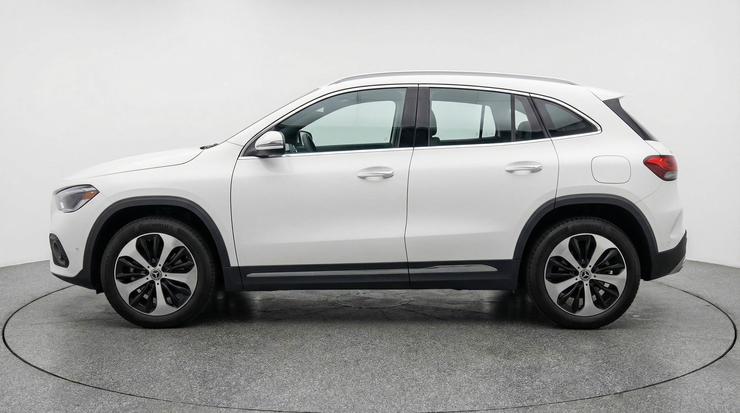 Thumbnail: 2025 Mercedes-Benz GLA - 5