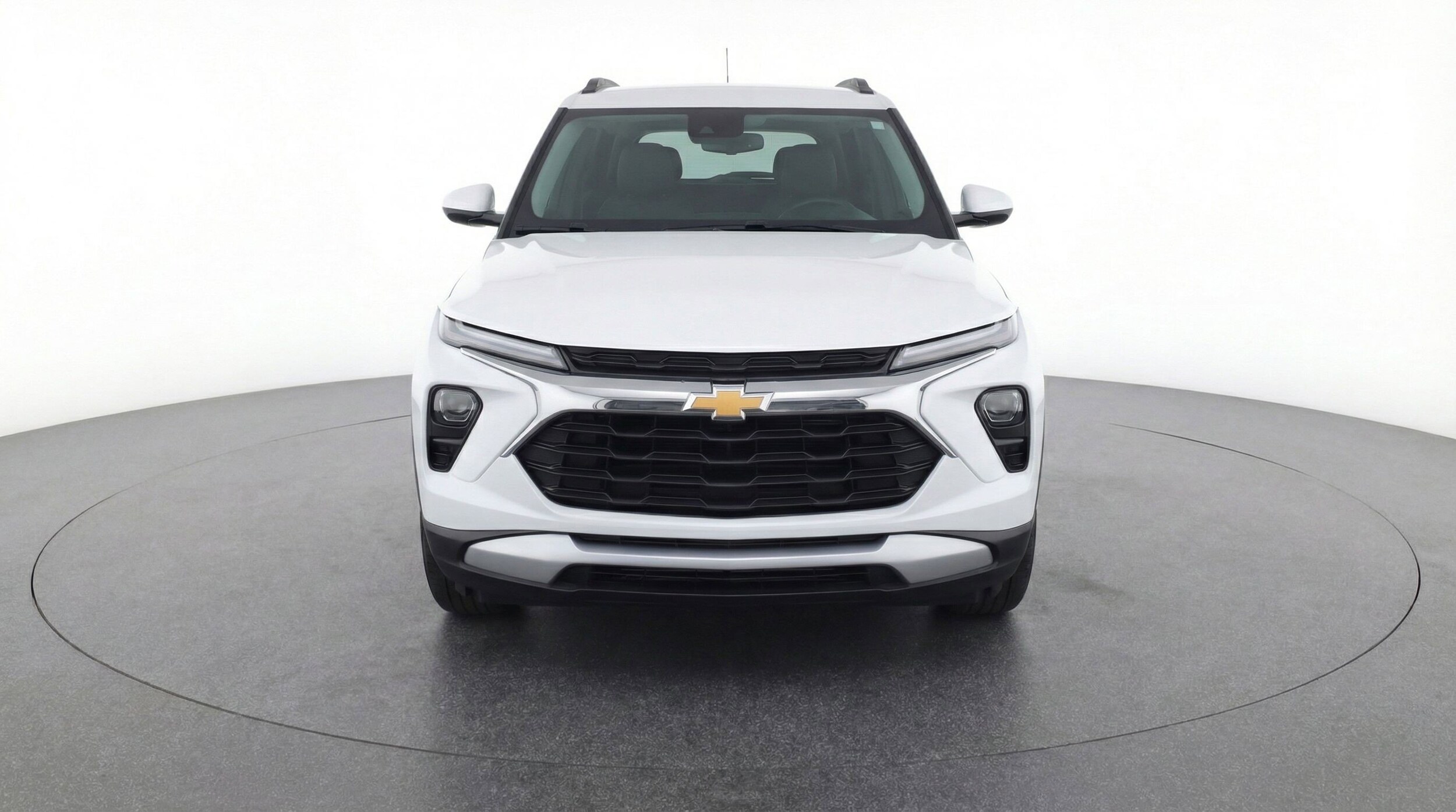 Thumbnail: 2025 Chevrolet TrailBlazer - 2