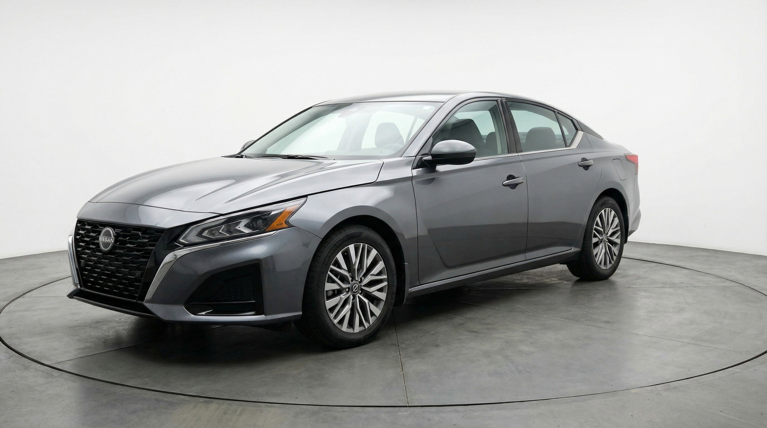 Thumbnail: 2025 Nissan Altima - 3
