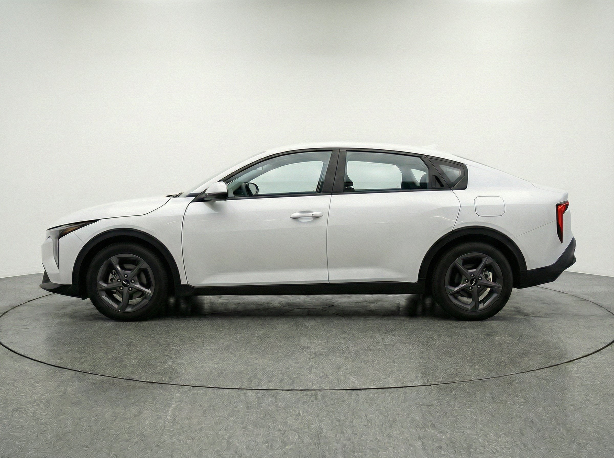 Thumbnail: 2025 Kia K4 - 5