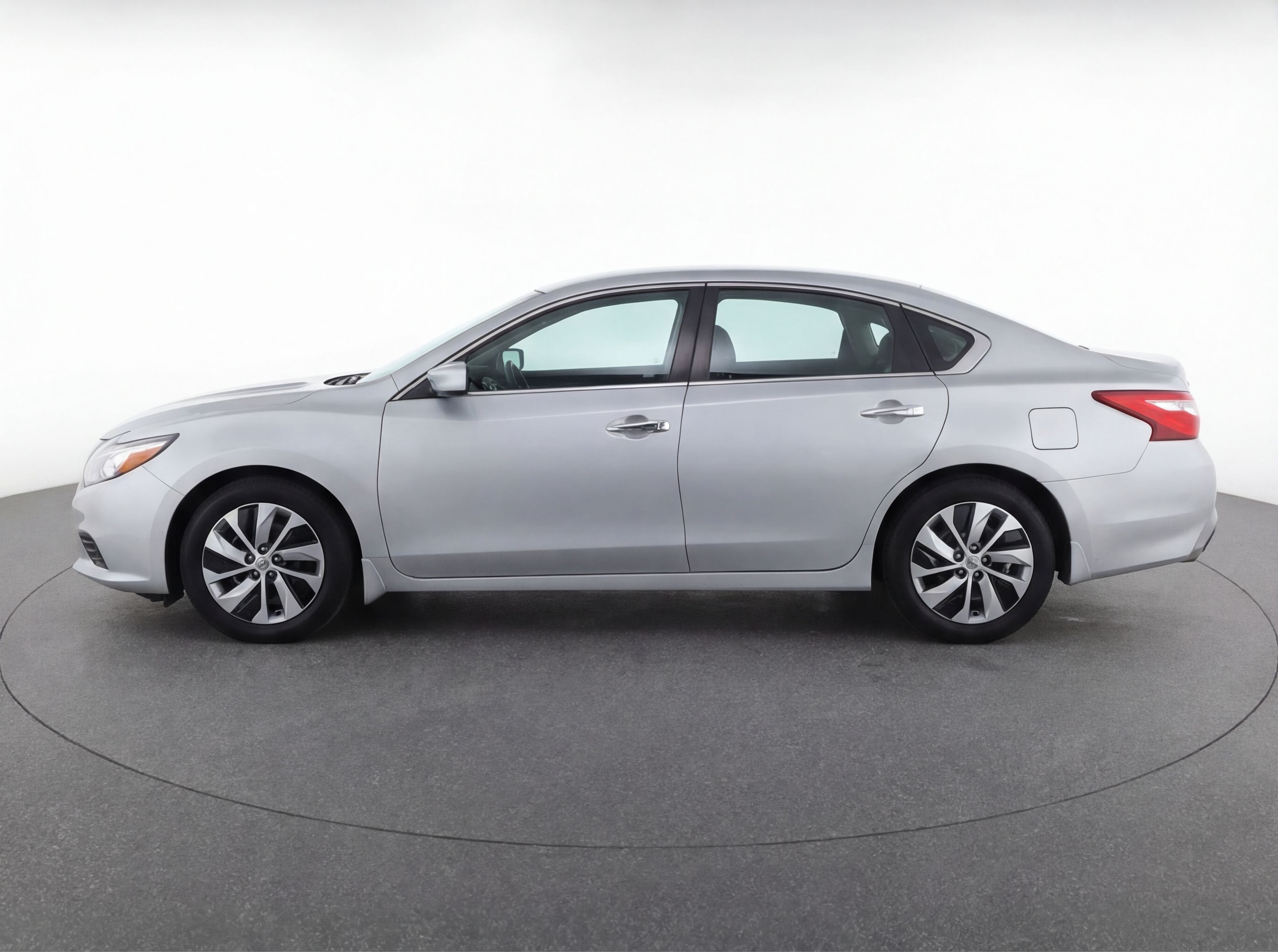 Thumbnail: 2023 Nissan Altima - 4