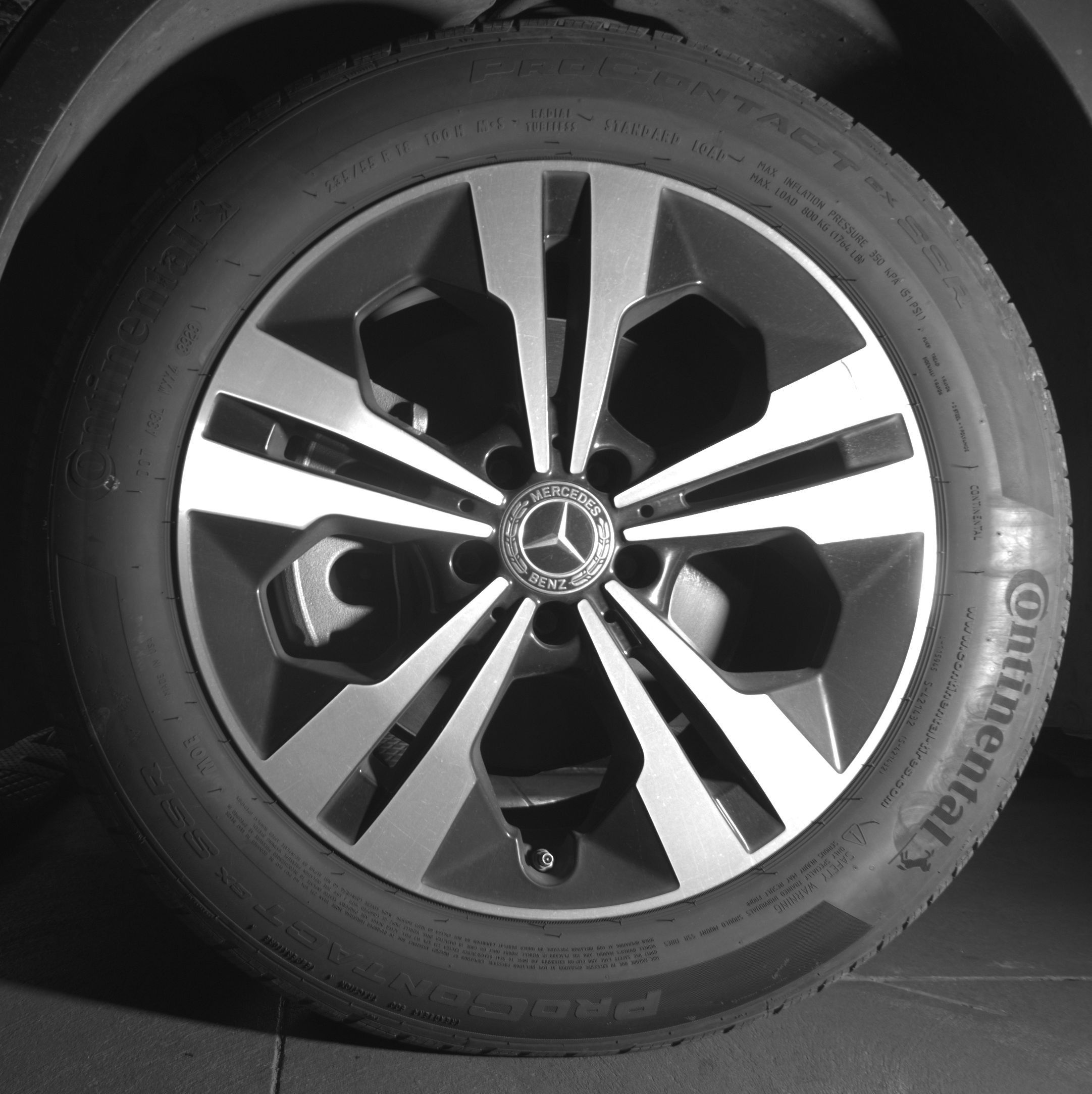 Thumbnail: 2024 Mercedes-Benz GLB - 9