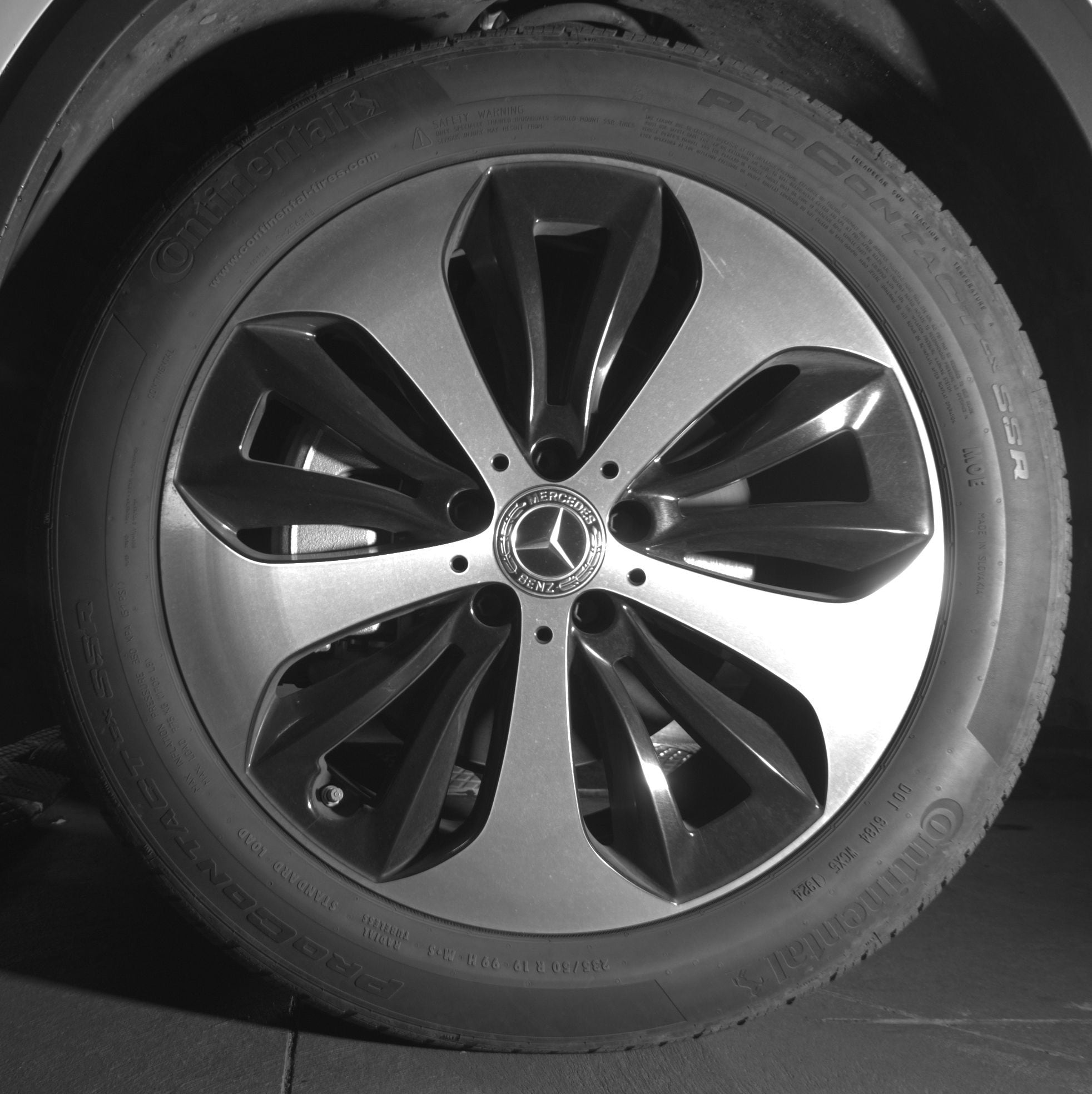 Thumbnail: 2025 Mercedes-Benz GLA - 9