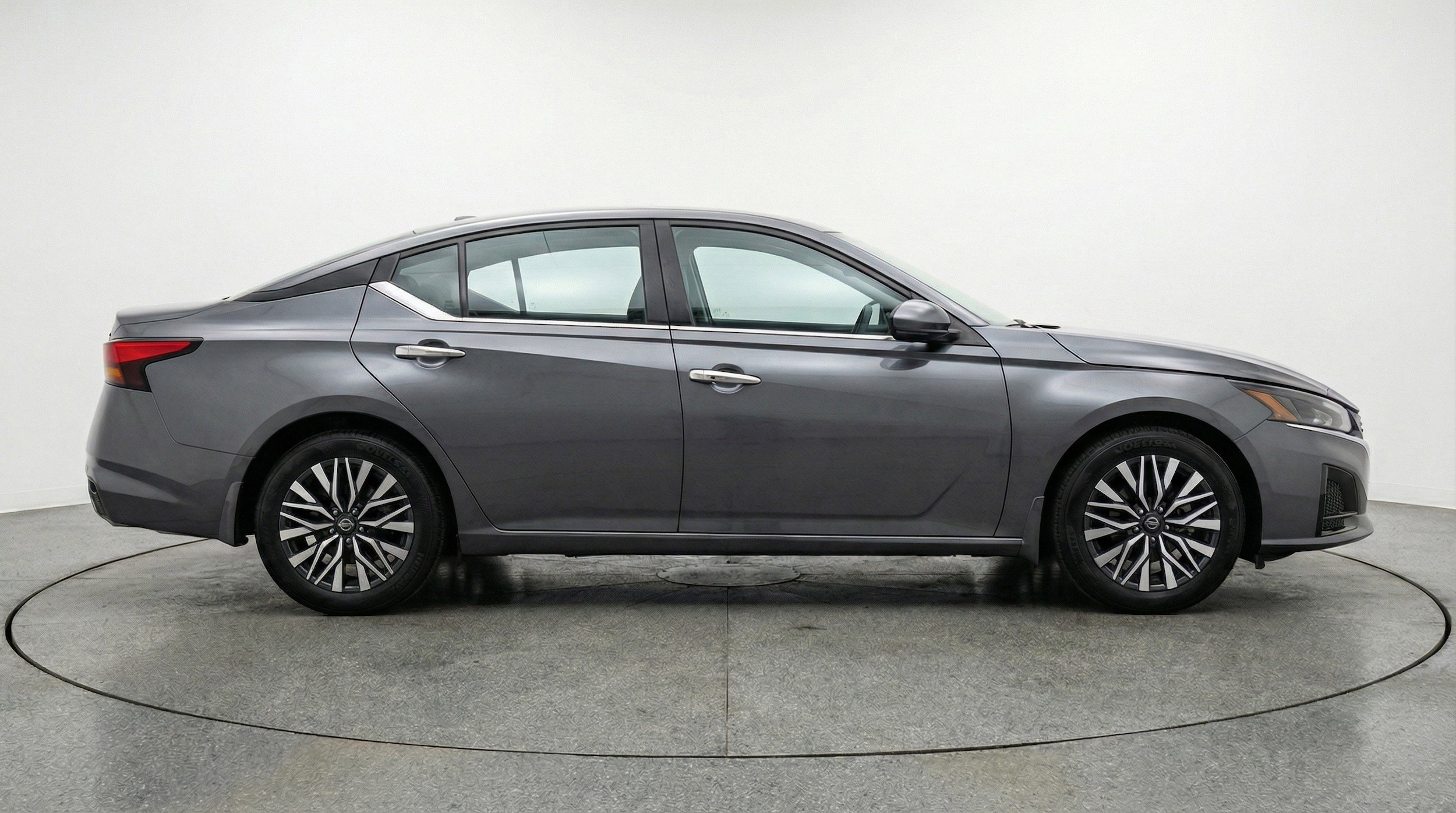 Thumbnail: 2025 Nissan Altima - 11